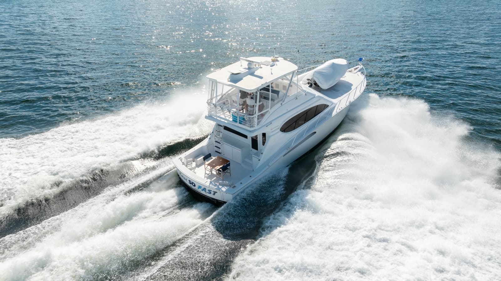 2004 Hatteras 54 Convertible - Photo 7