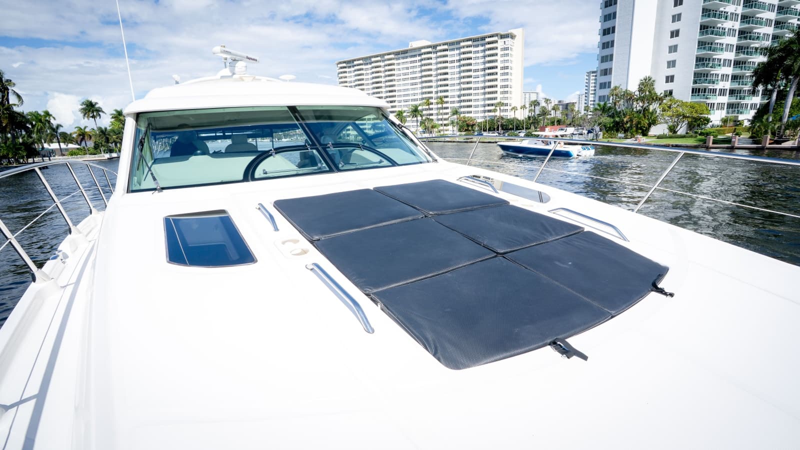2012 Sea Ray 580 Sundancer - Photo 9