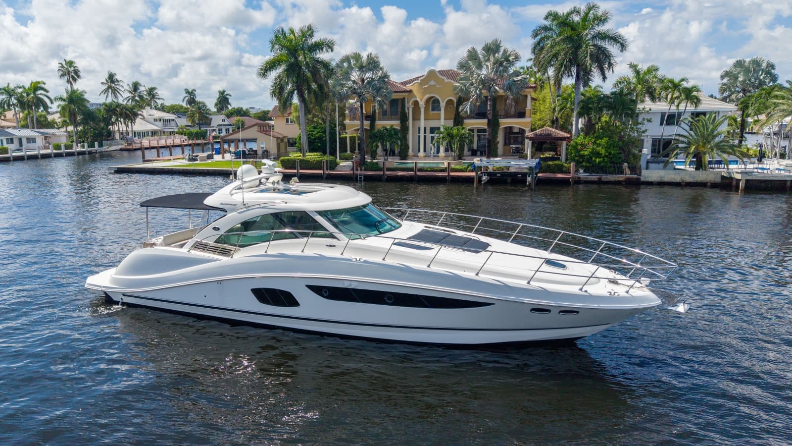 2012 Sea Ray 580 Sundancer - Photo 2