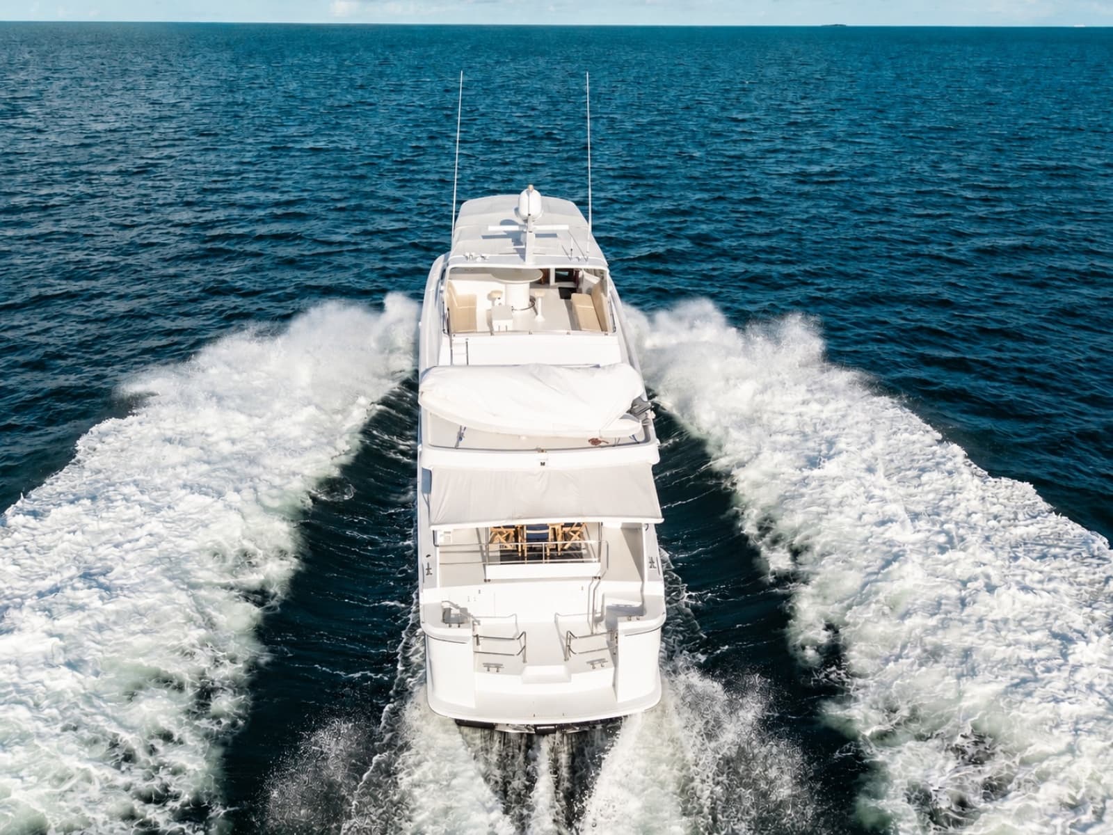 2000 Hatteras Cockpit Motoryacht - Photo 2