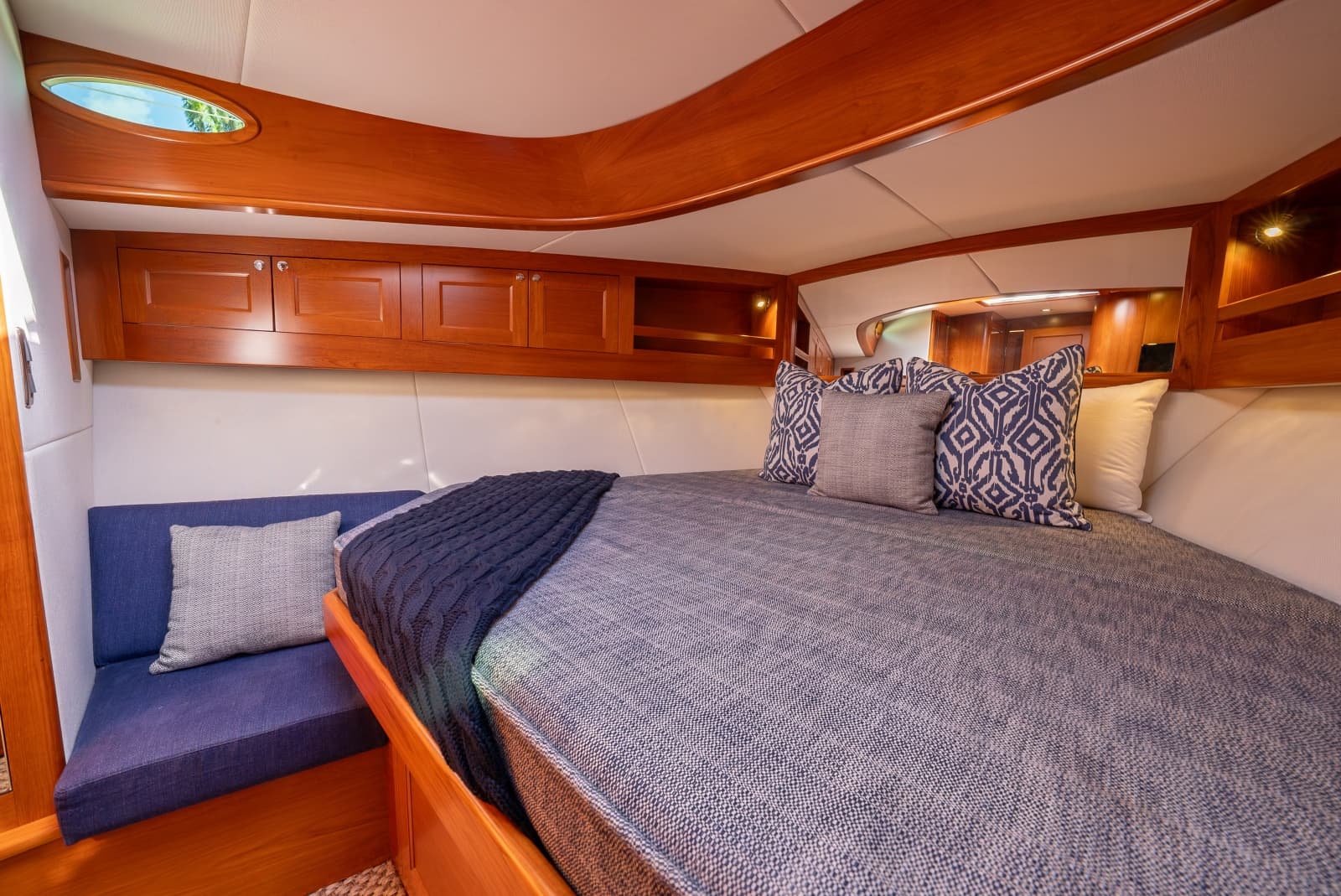 2012 Palm Beach Motor Yachts PB50 - Photo 17