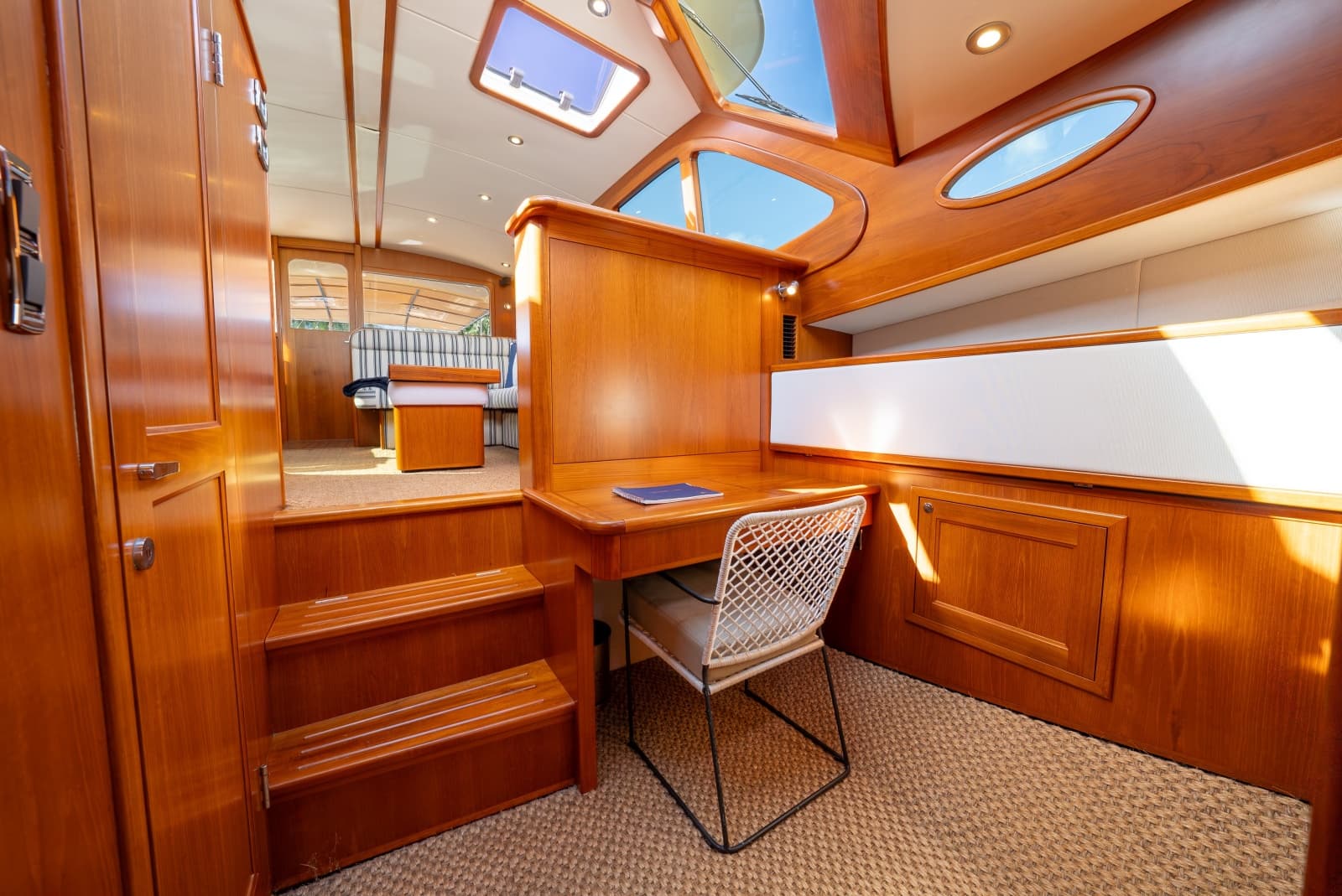 2012 Palm Beach Motor Yachts PB50 - Photo 14
