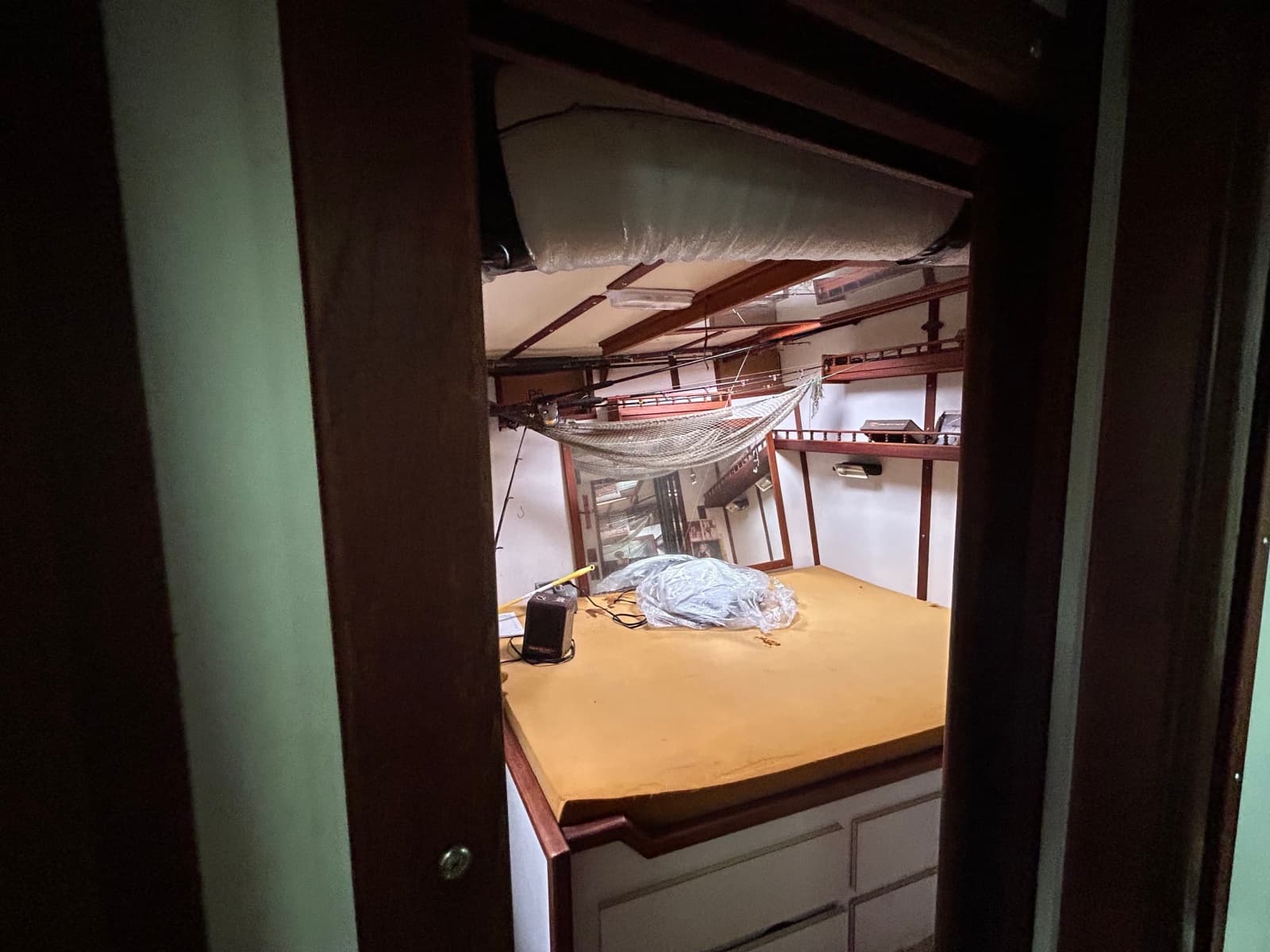 1990 Custom 57 Fishing - Photo 9