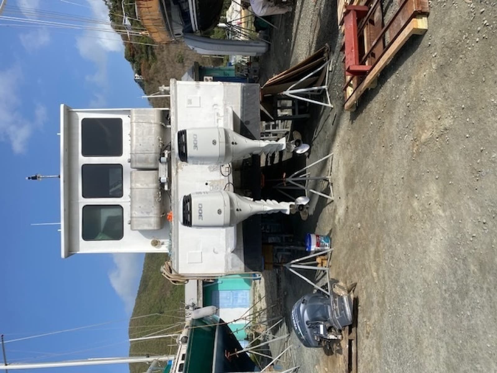 1985 Custom Aluminum Barge - Photo 1