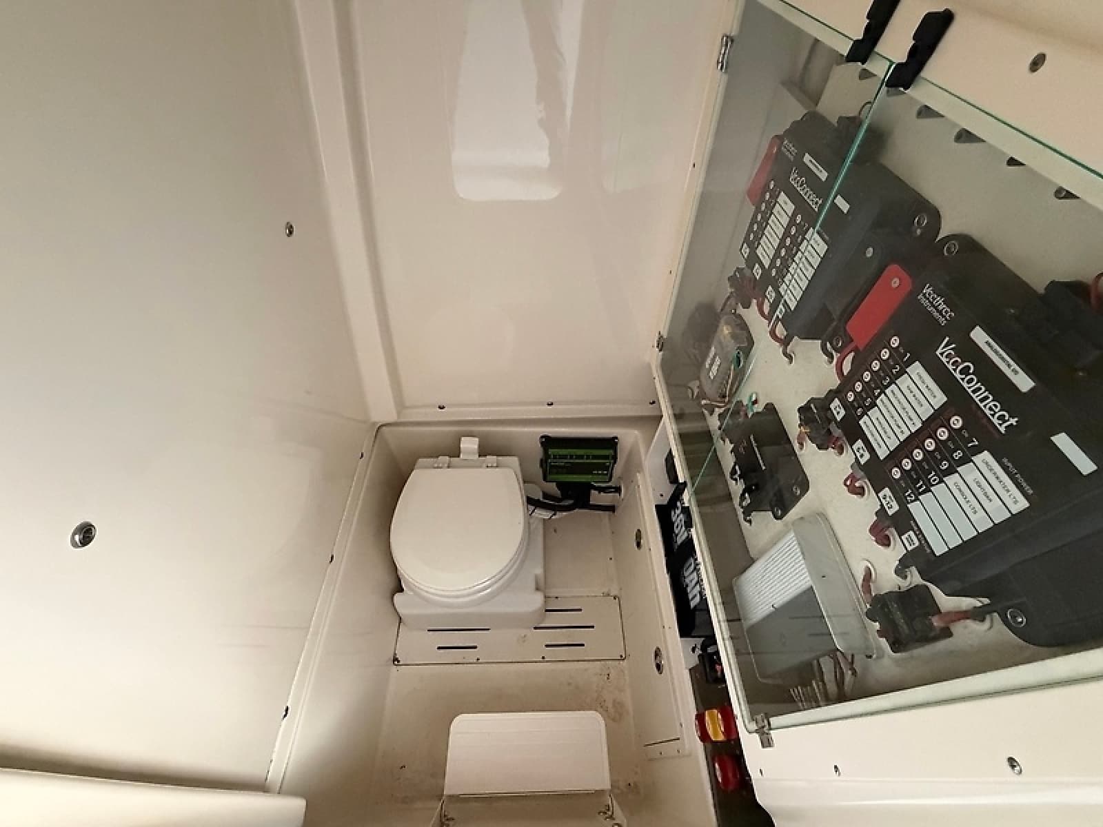 2022 Pioneer 270 Pelagic - Photo 15