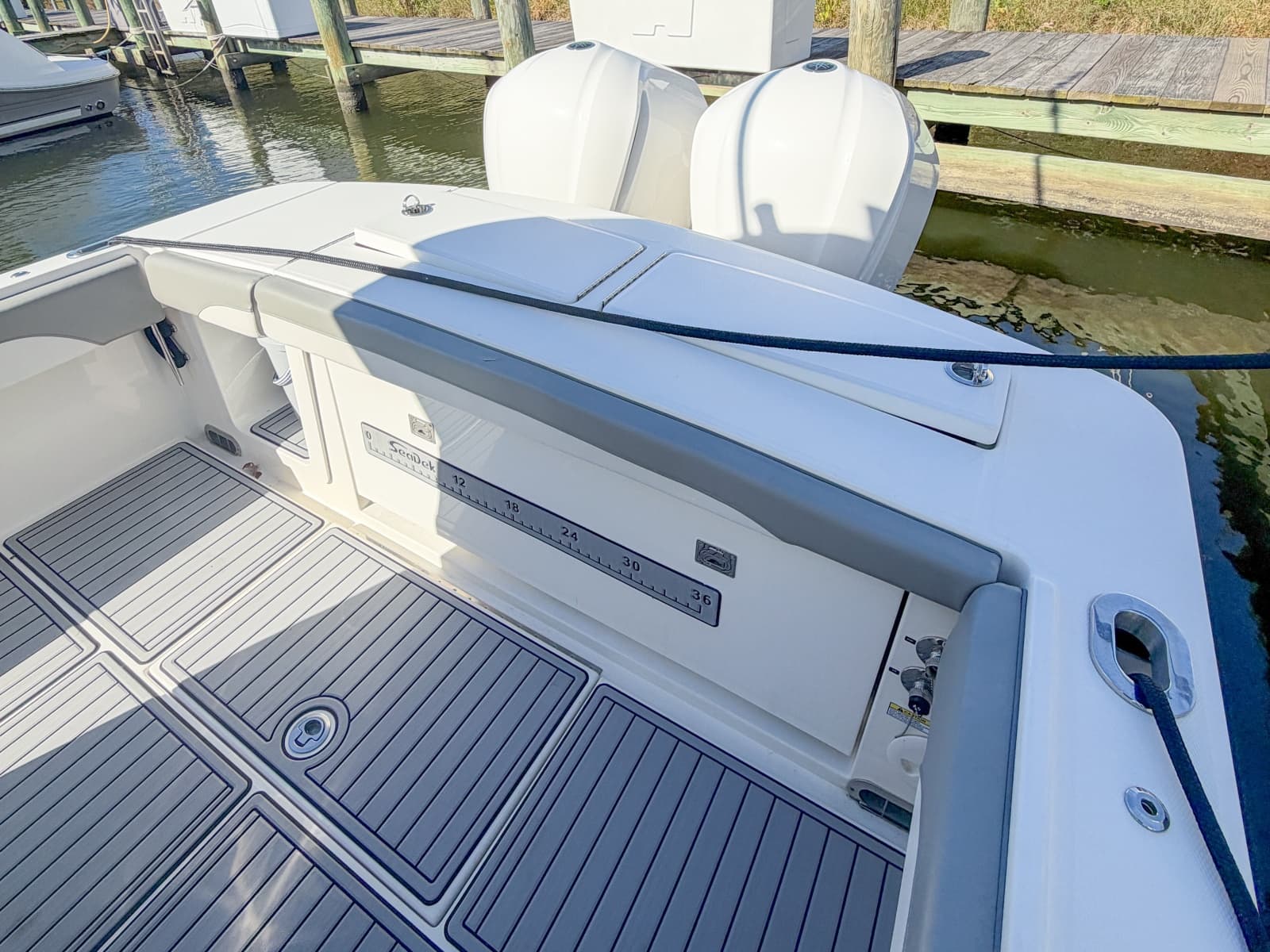 2020 Regulator 28 Forward Seating - Photo 21