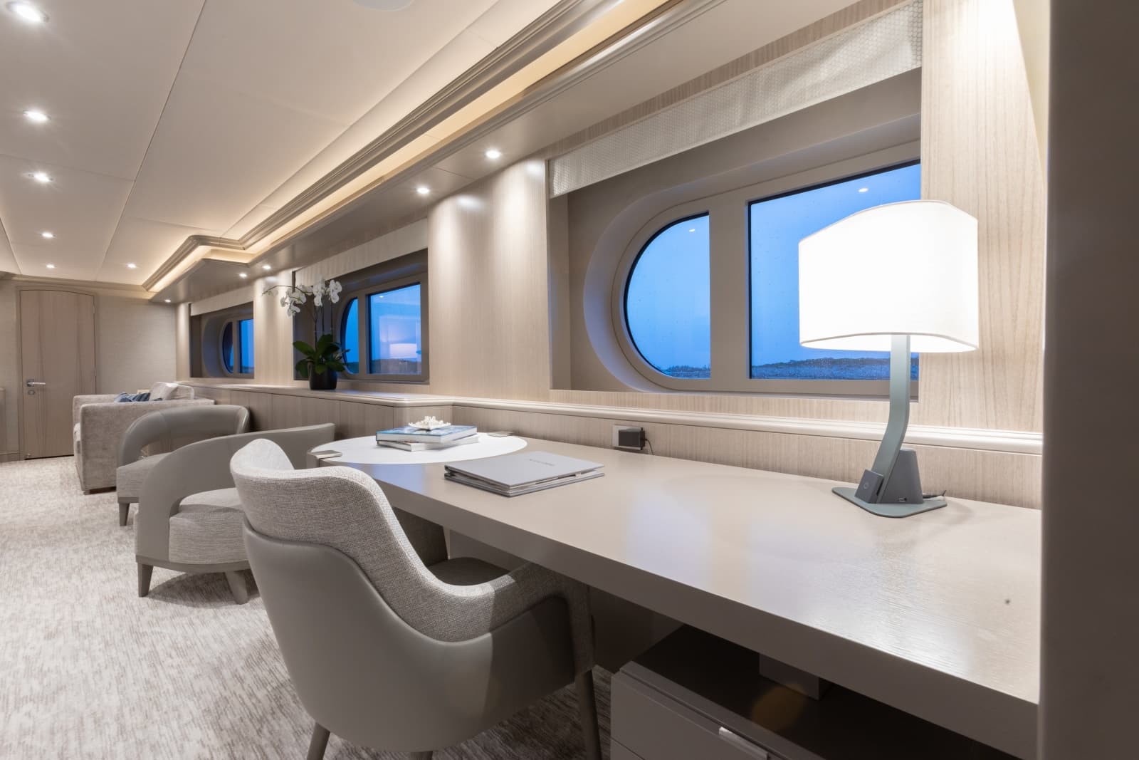 2000 Trinity Yachts  - Photo 18