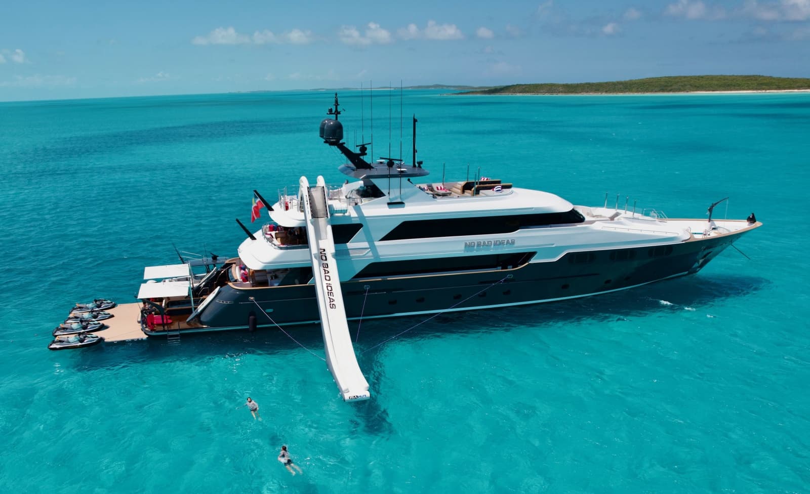 2000 Trinity Yachts  - Photo 2
