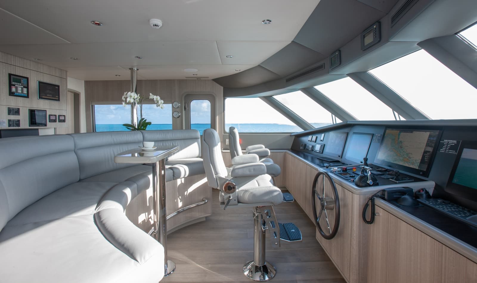 2000 Trinity Yachts  - Photo 34
