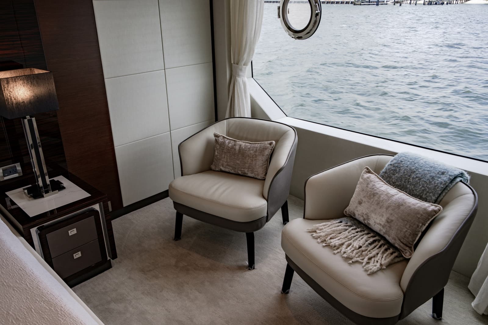 2023 Ocean Alexander 32 Explorer - Photo 101