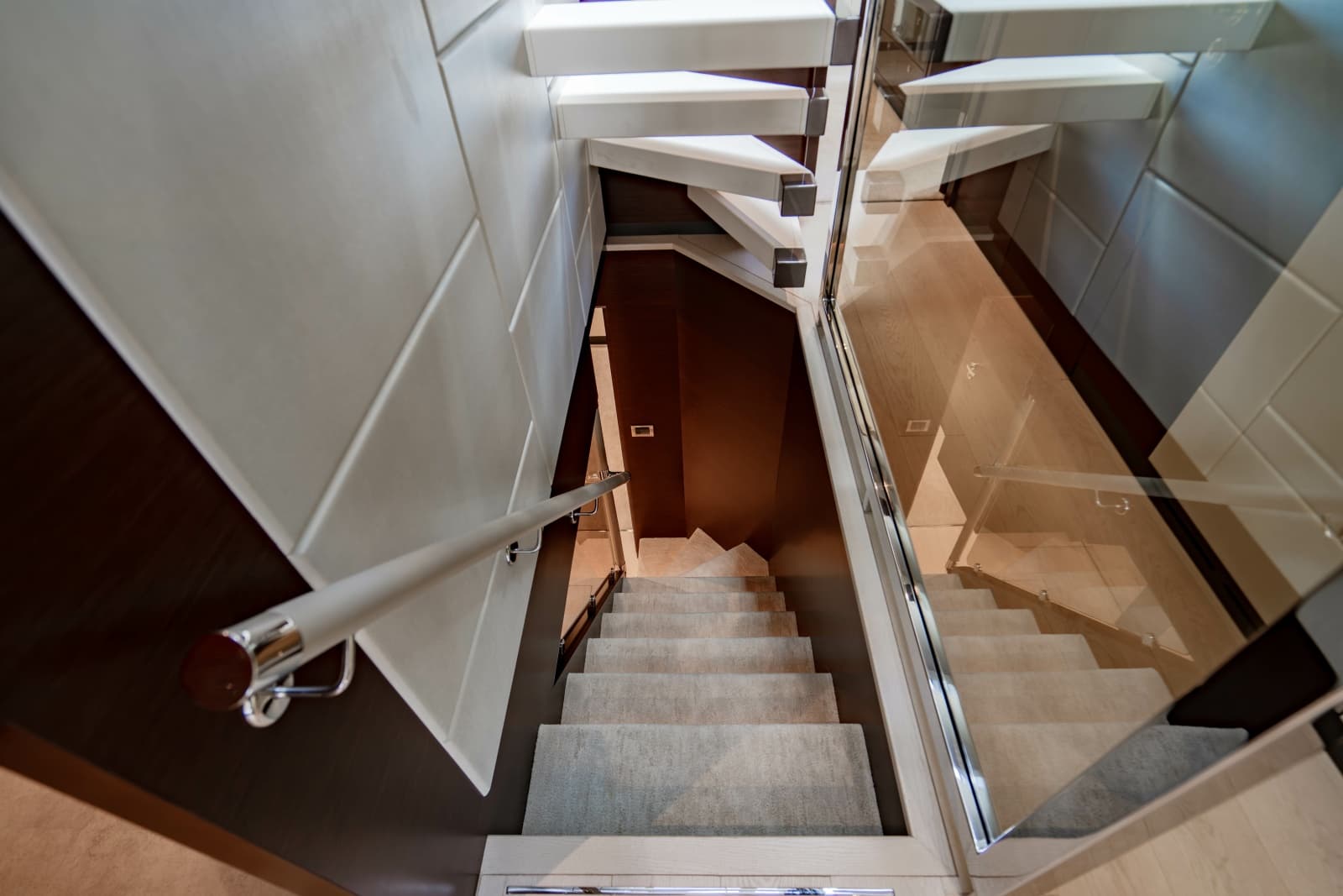 2023 Ocean Alexander 32 Explorer - Photo 60