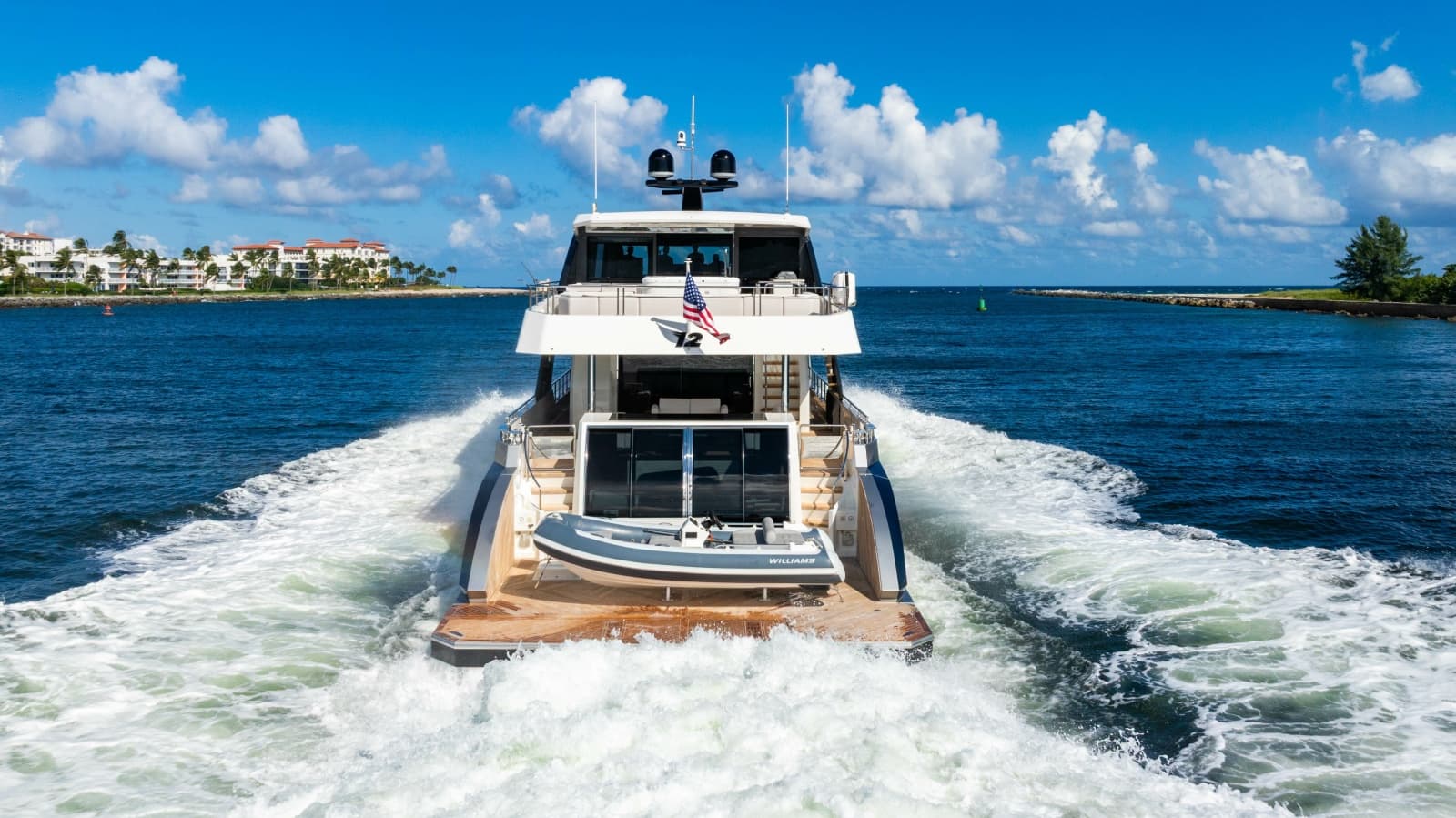 2023 Ocean Alexander 32 Explorer - Photo 21
