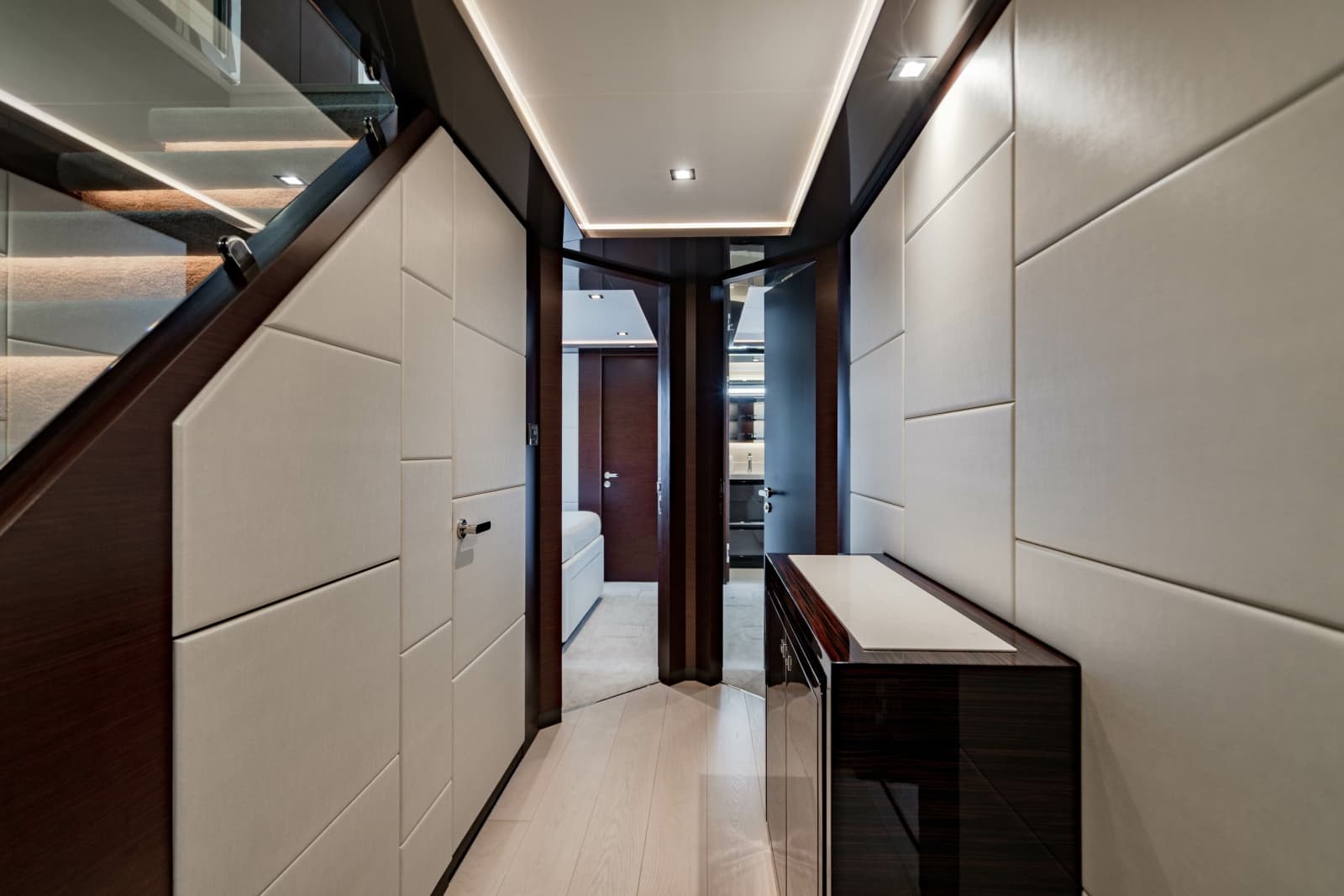 2023 Ocean Alexander 32 Explorer - Photo 62