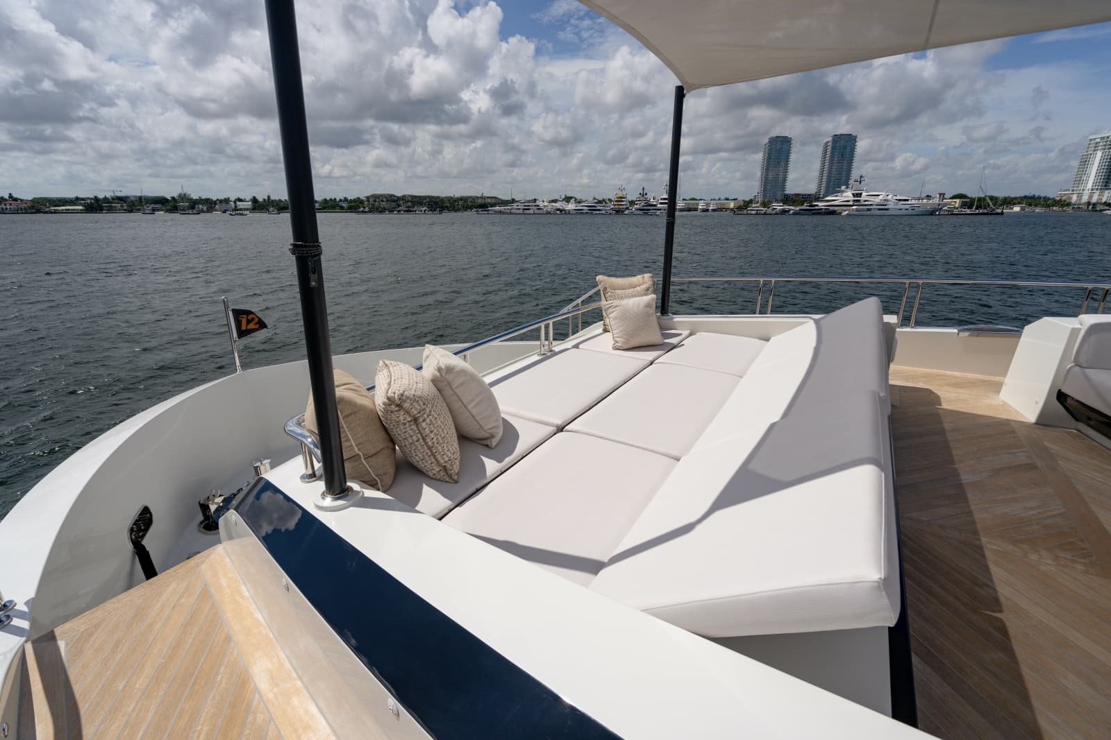 2023 Ocean Alexander 32 Explorer - Photo 169