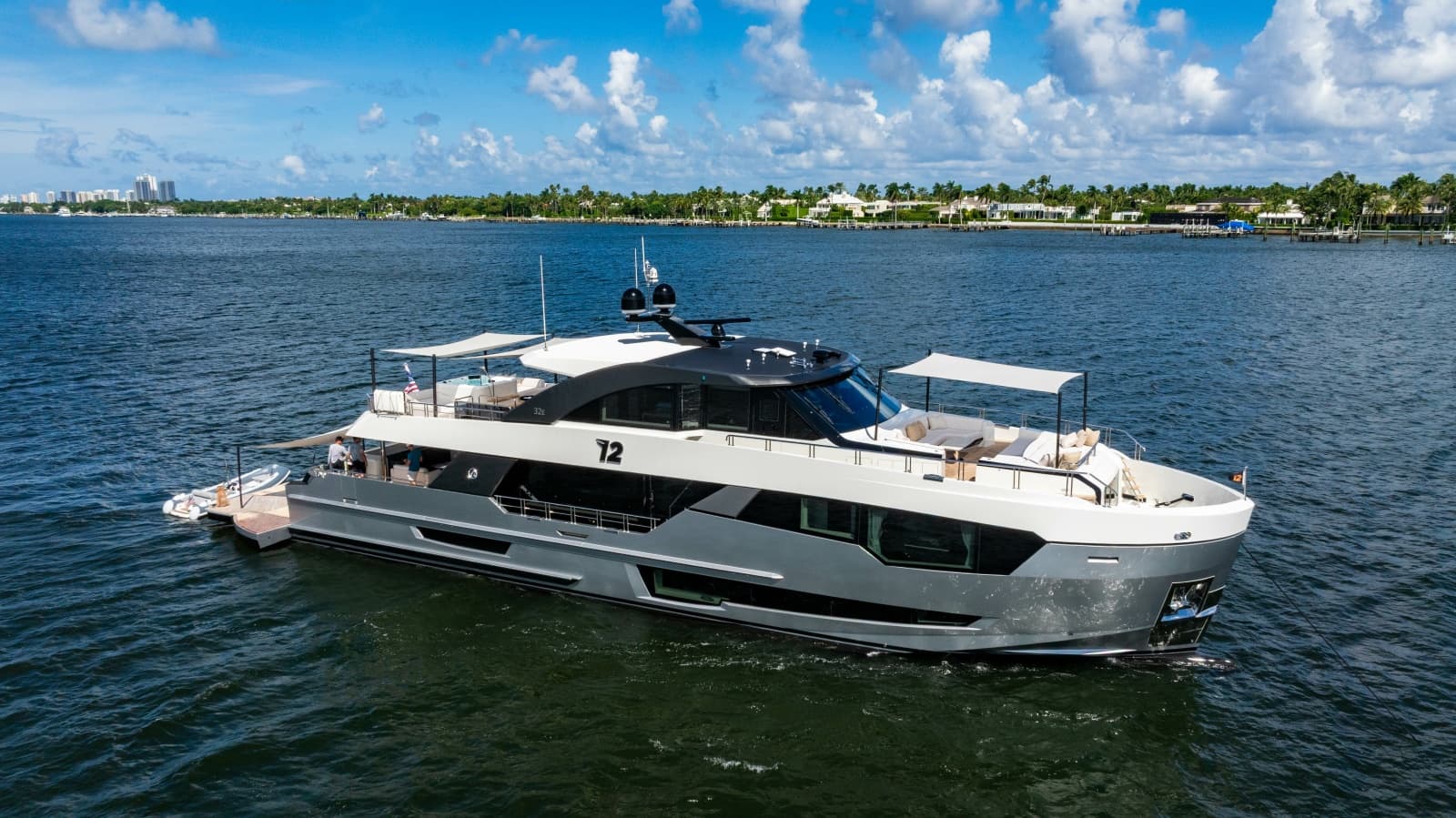 2023 Ocean Alexander 32 Explorer - Photo 14