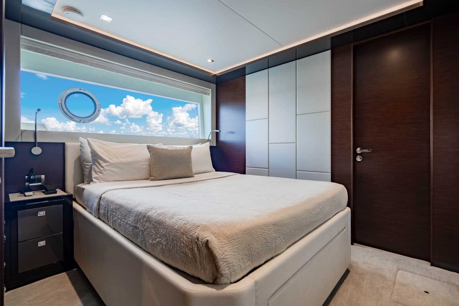 2023 Ocean Alexander 32 Explorer - Photo 67