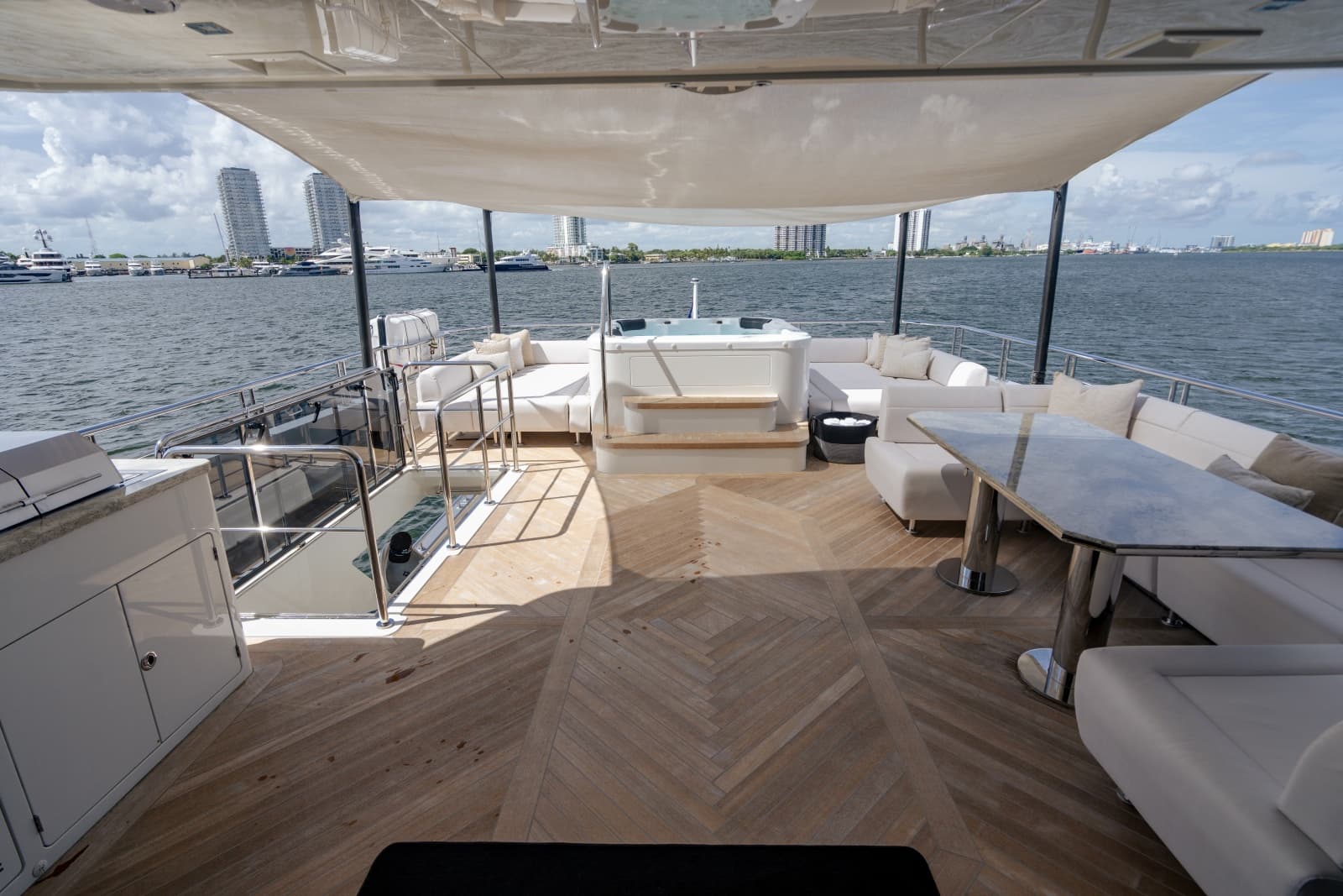 2023 Ocean Alexander 32 Explorer - Photo 201