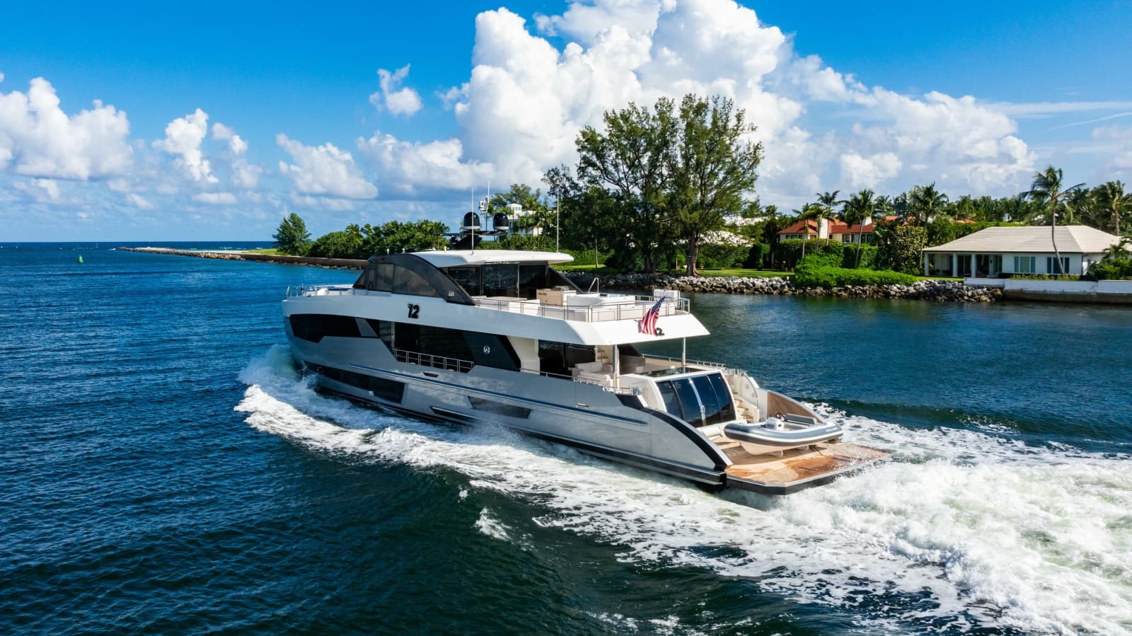 2023 Ocean Alexander 32 Explorer - Photo 20