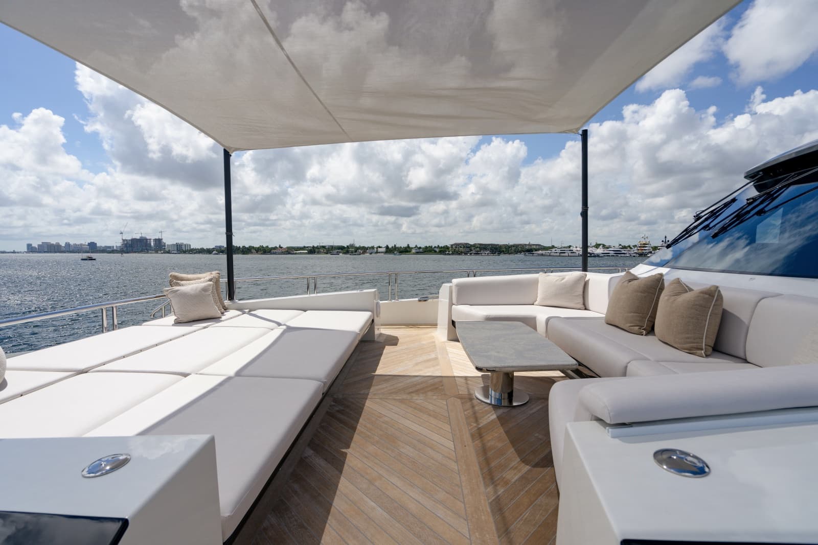 2023 Ocean Alexander 32 Explorer - Photo 163