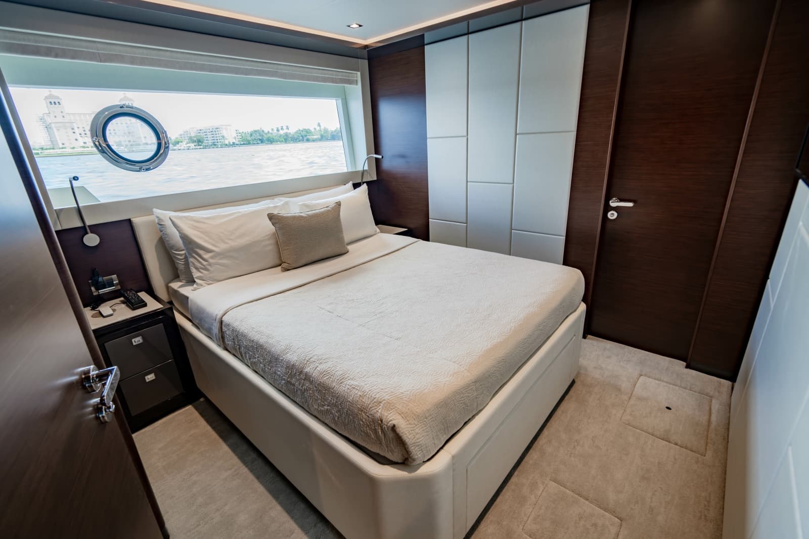 2023 Ocean Alexander 32 Explorer - Photo 66