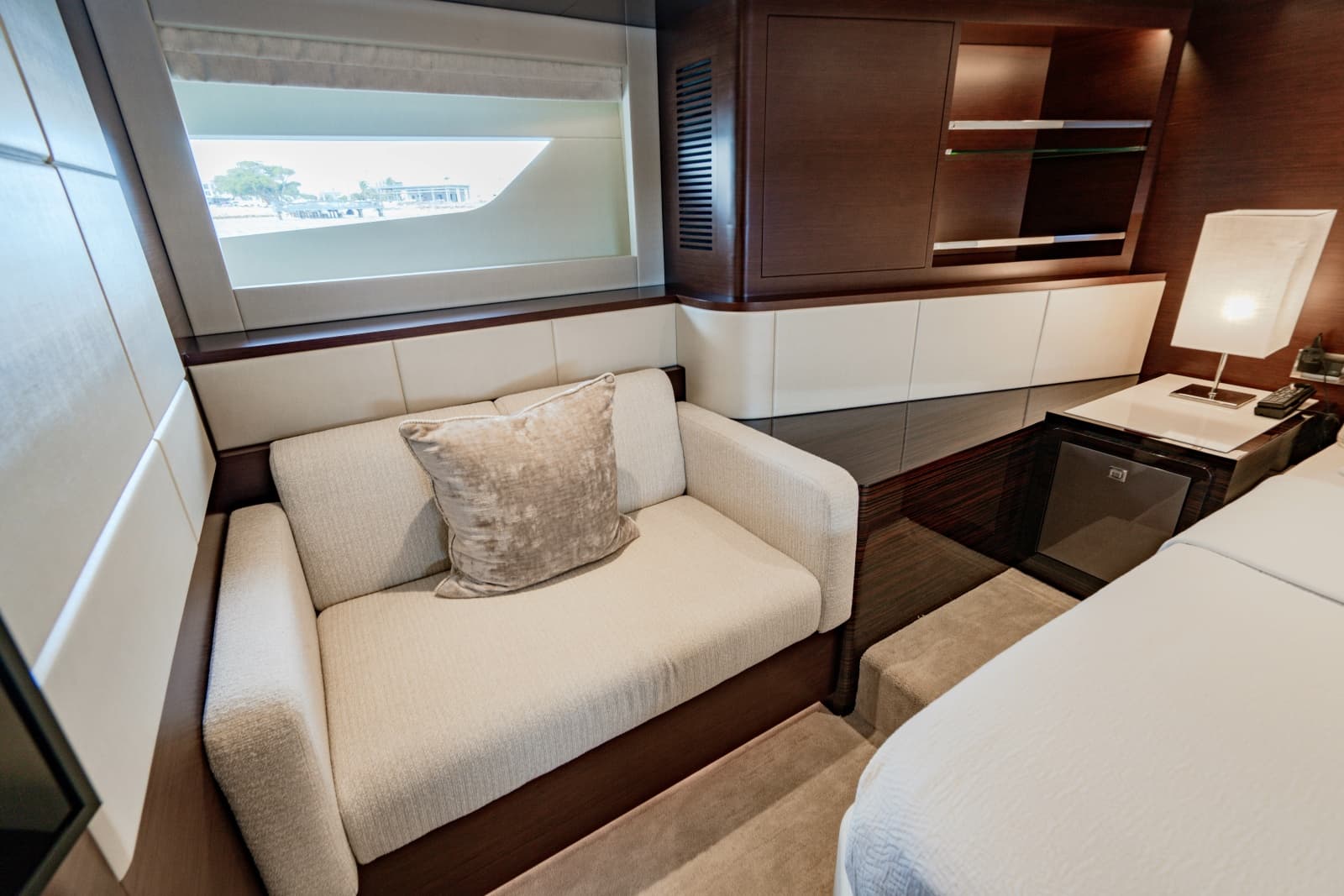 2023 Ocean Alexander 32 Explorer - Photo 93