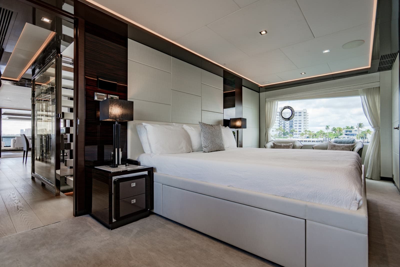2023 Ocean Alexander 32 Explorer - Photo 99