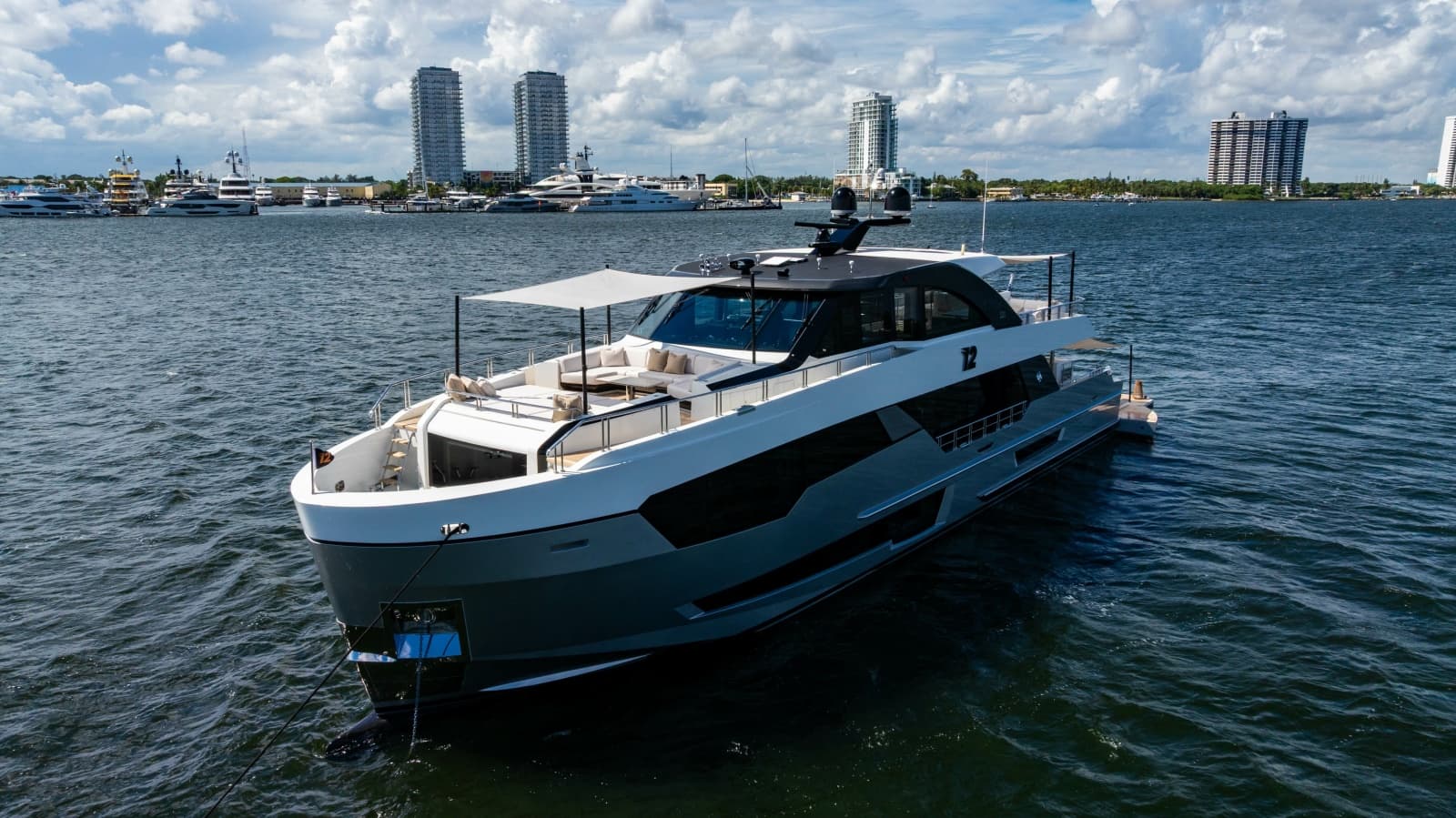 2023 Ocean Alexander 32 Explorer - Photo 11