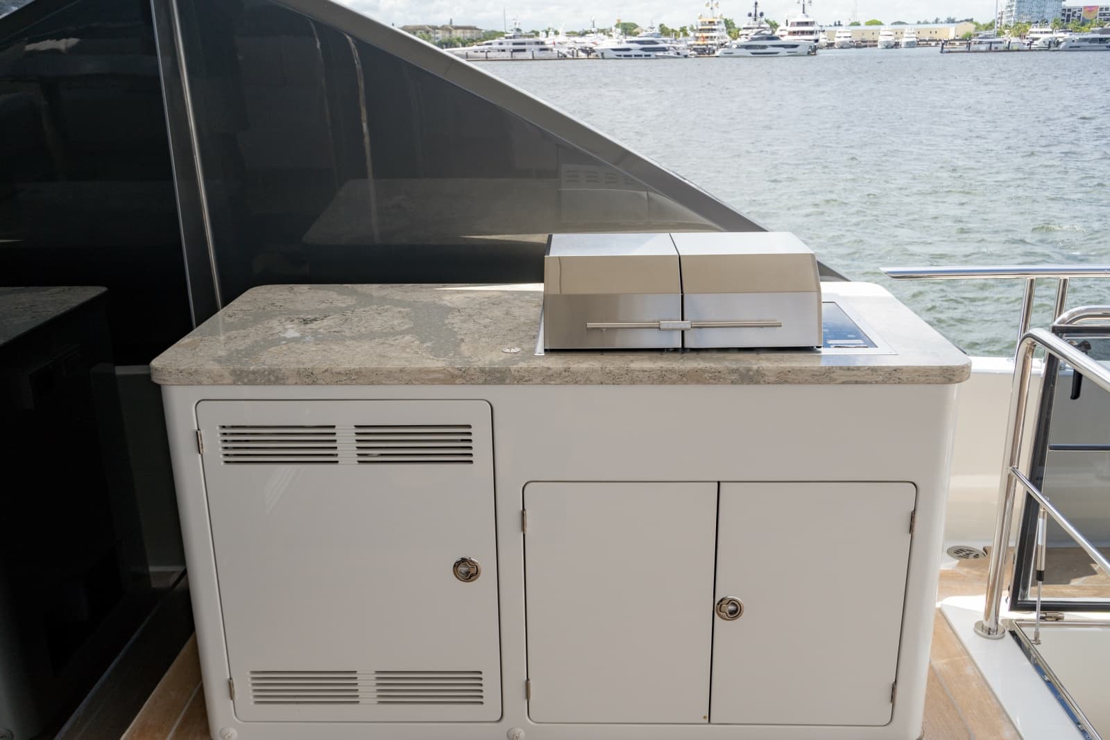 2023 Ocean Alexander 32 Explorer - Photo 173