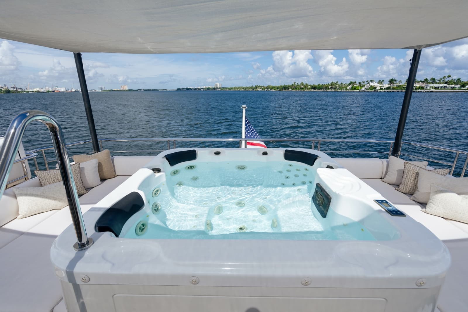 2023 Ocean Alexander 32 Explorer - Photo 207
