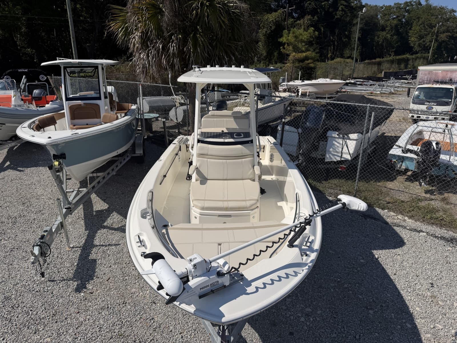 2022 Boston Whaler 220 Dauntless - Photo 16
