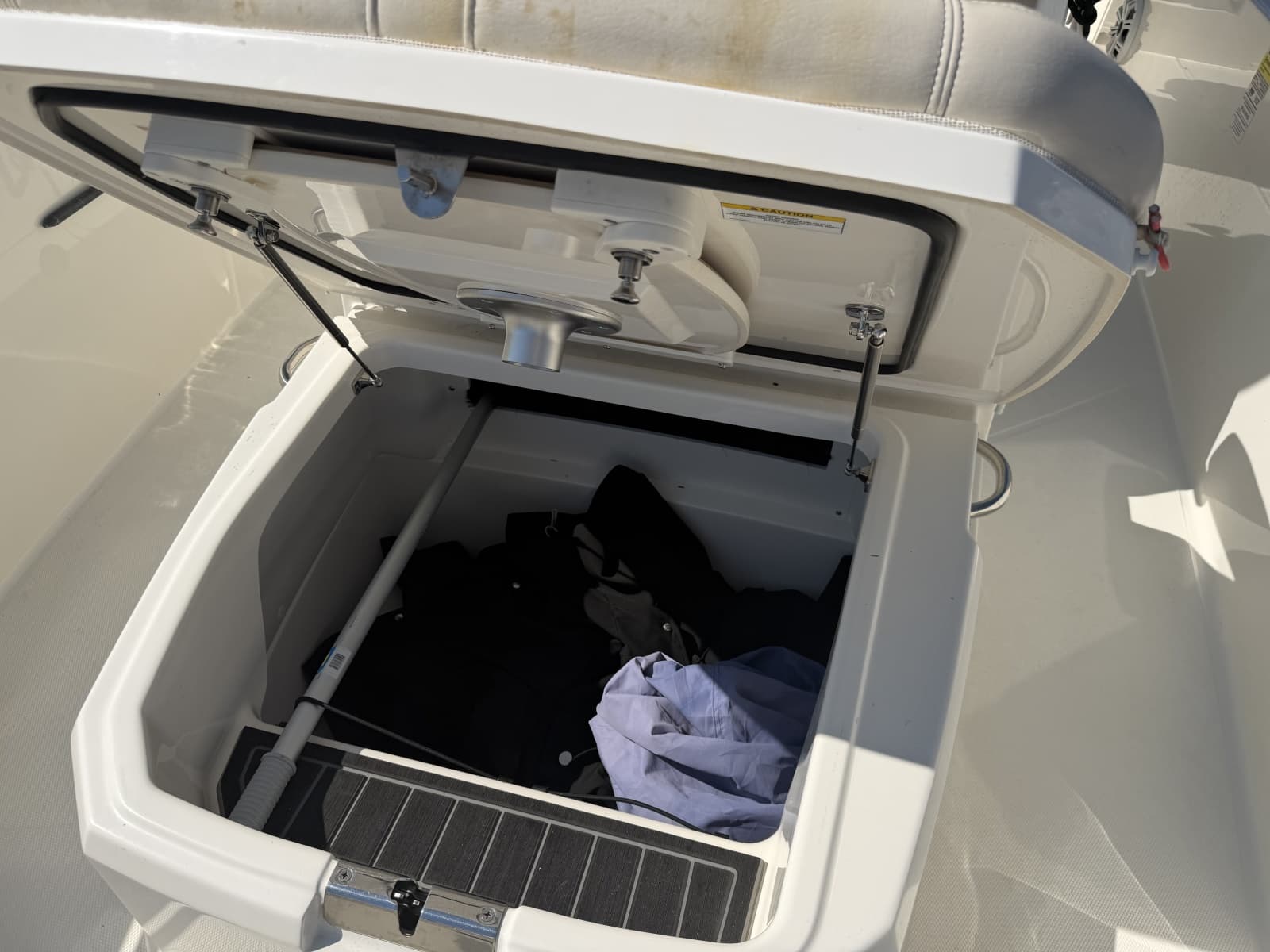 2022 Boston Whaler 220 Dauntless - Photo 20