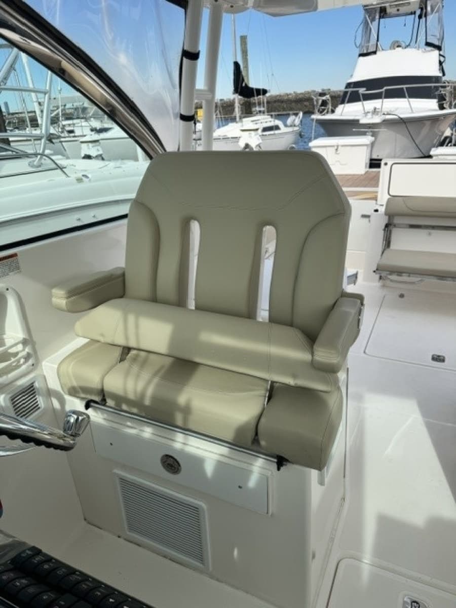 2016 Pursuit 325 DC - Photo 15