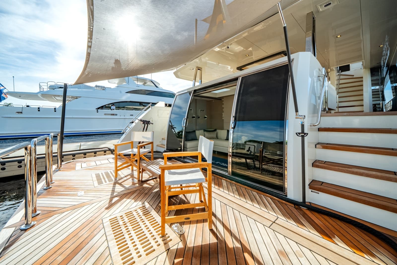 2024 Ocean Alexander 30R - Photo 4