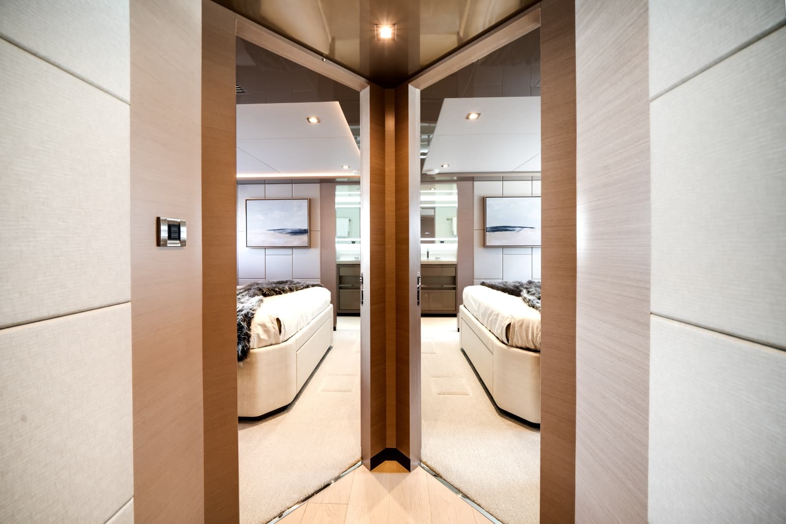 2024 Ocean Alexander 30R - Photo 43