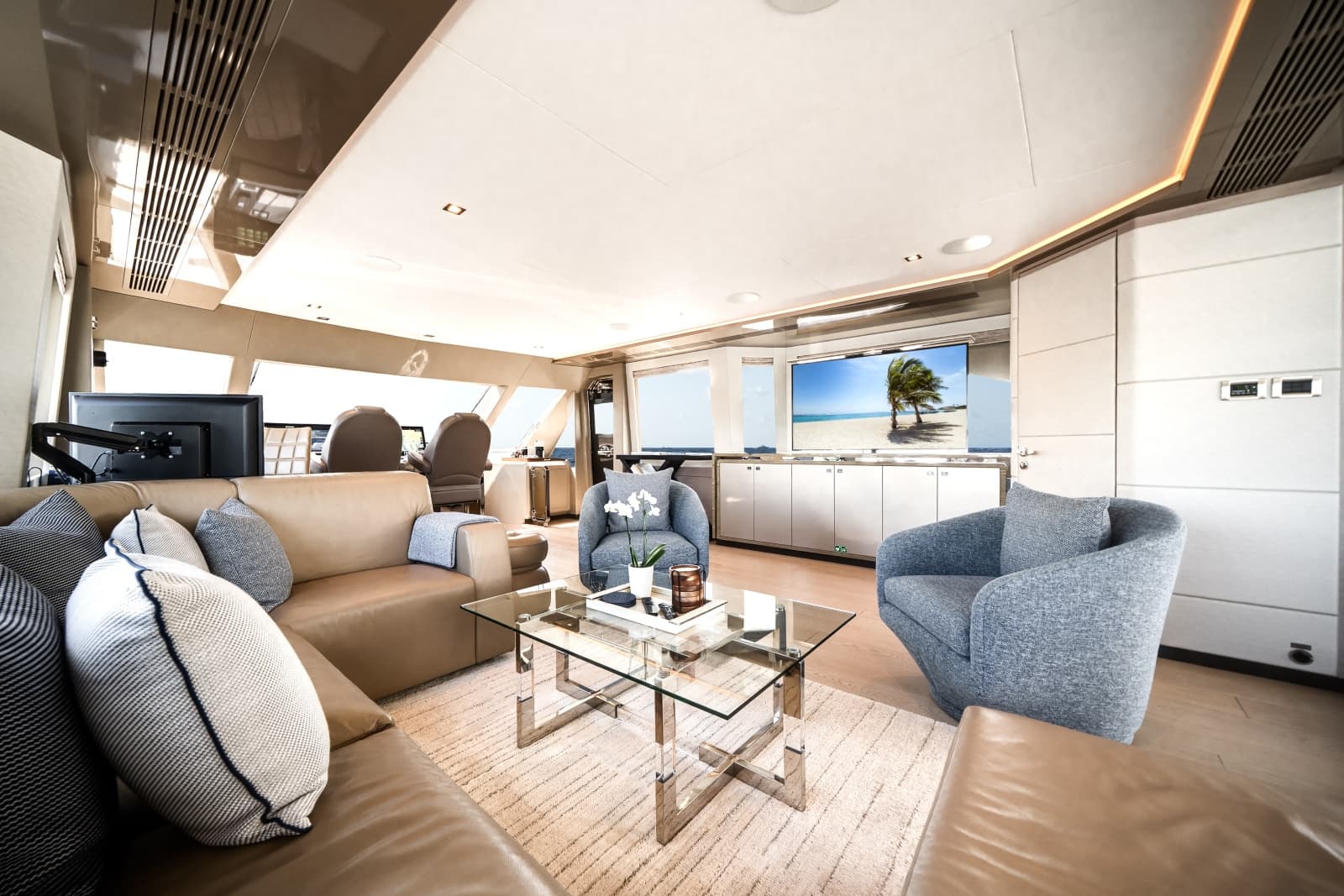 2024 Ocean Alexander 30R - Photo 18