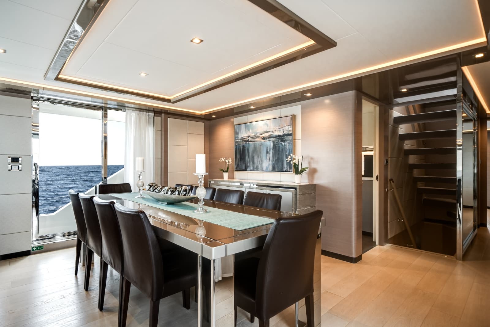 2024 Ocean Alexander 30R - Photo 27