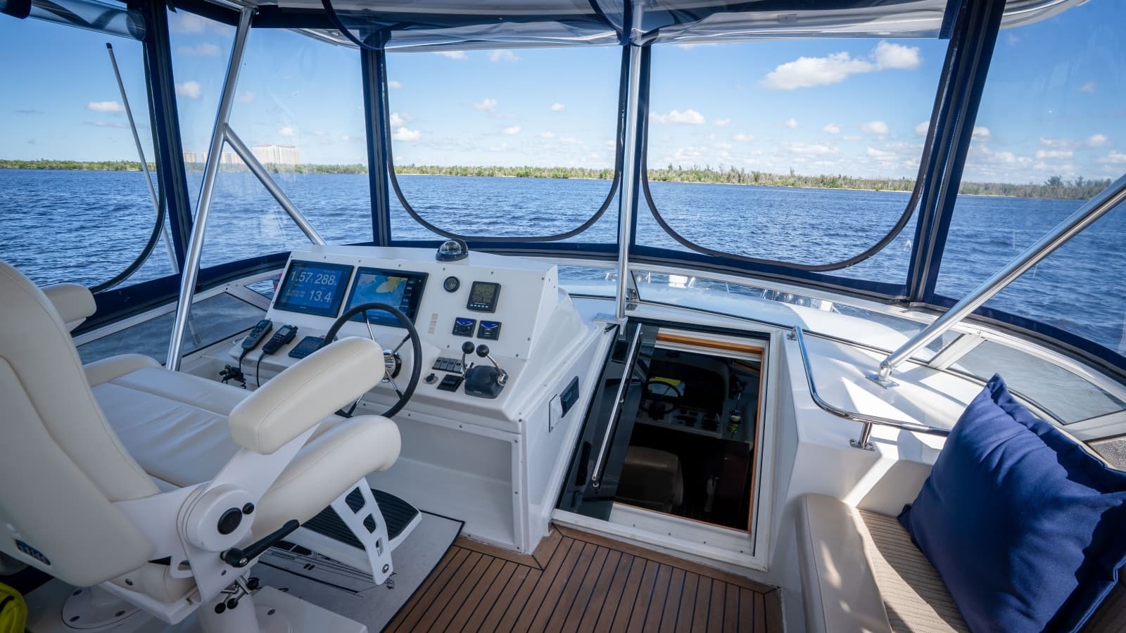 2008 Navigator 5100 Motor Yacht - Photo 11