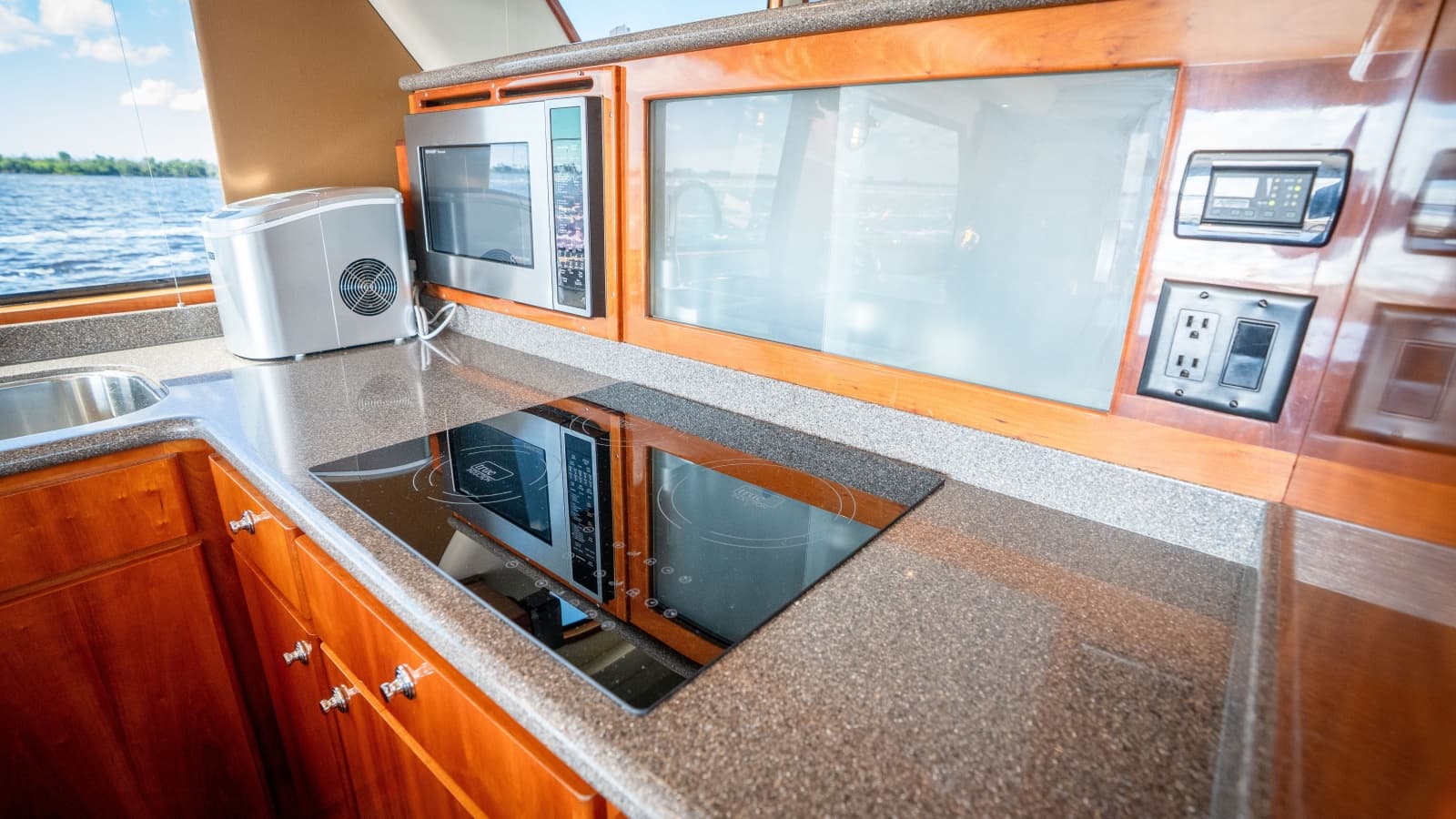 2008 Navigator 5100 Motor Yacht - Photo 28