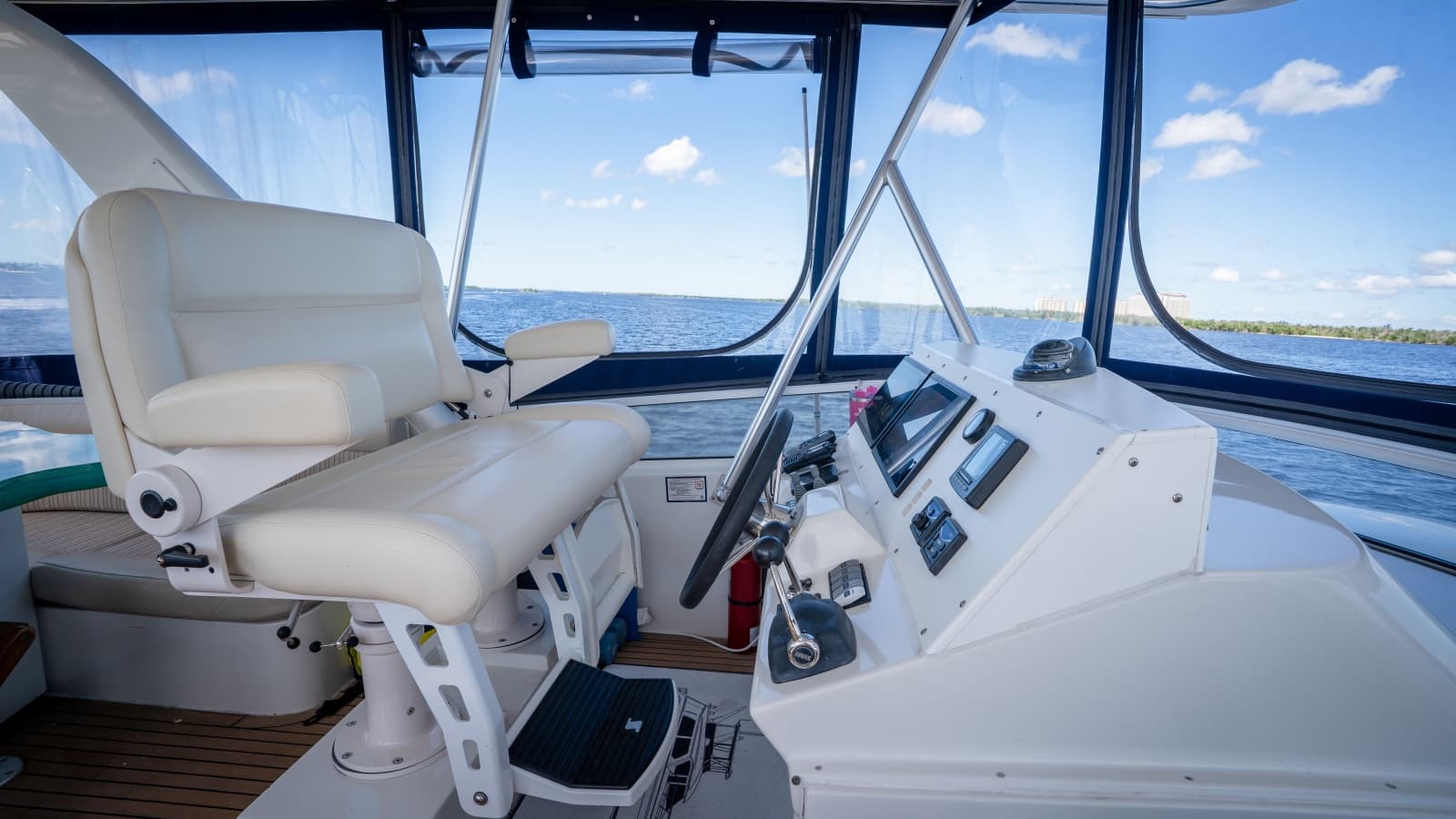 2008 Navigator 5100 Motor Yacht - Photo 12