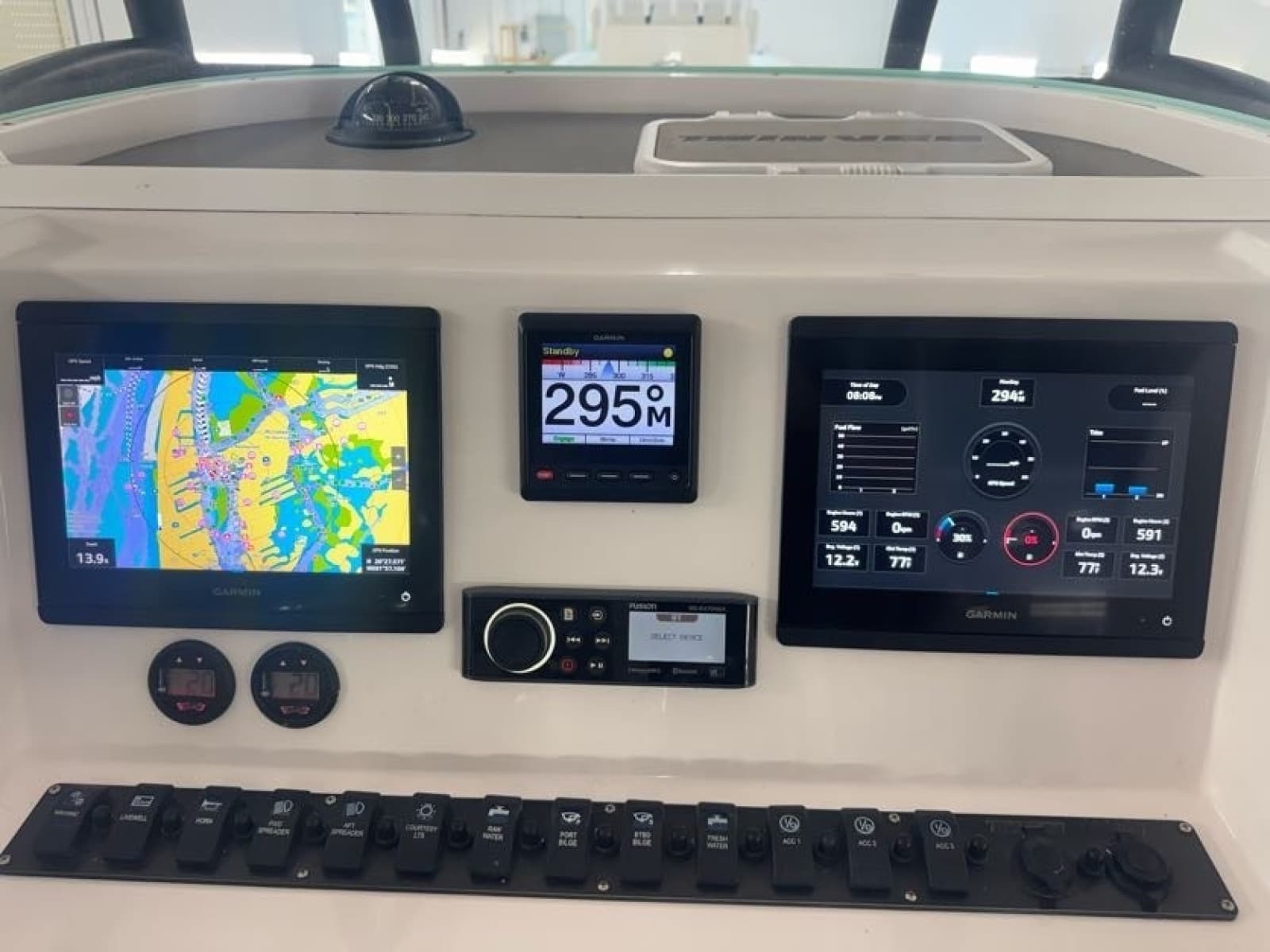 2020 Twin Vee 26 Viva SE - Photo 28