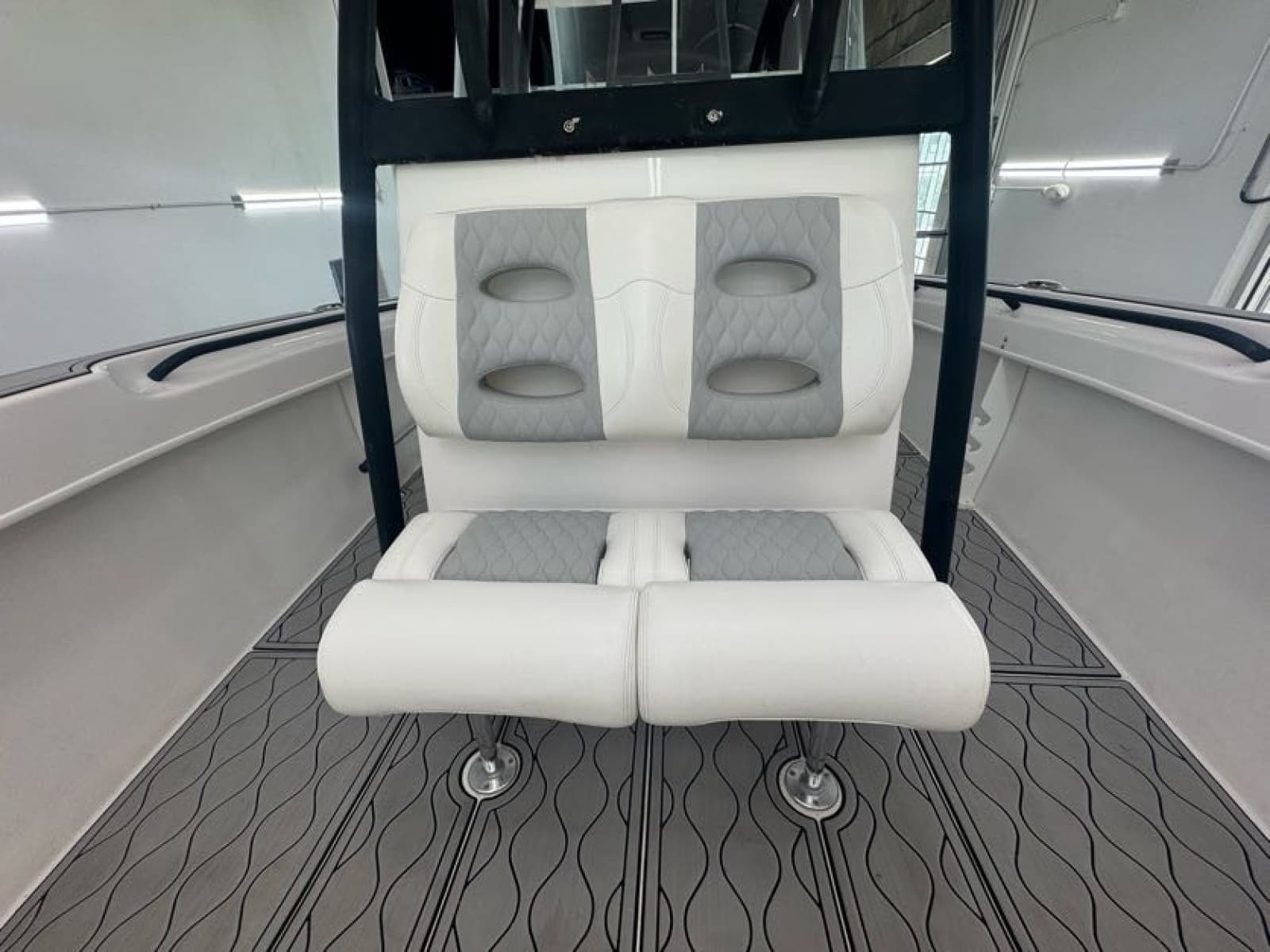 2020 Twin Vee 26 Viva SE - Photo 47