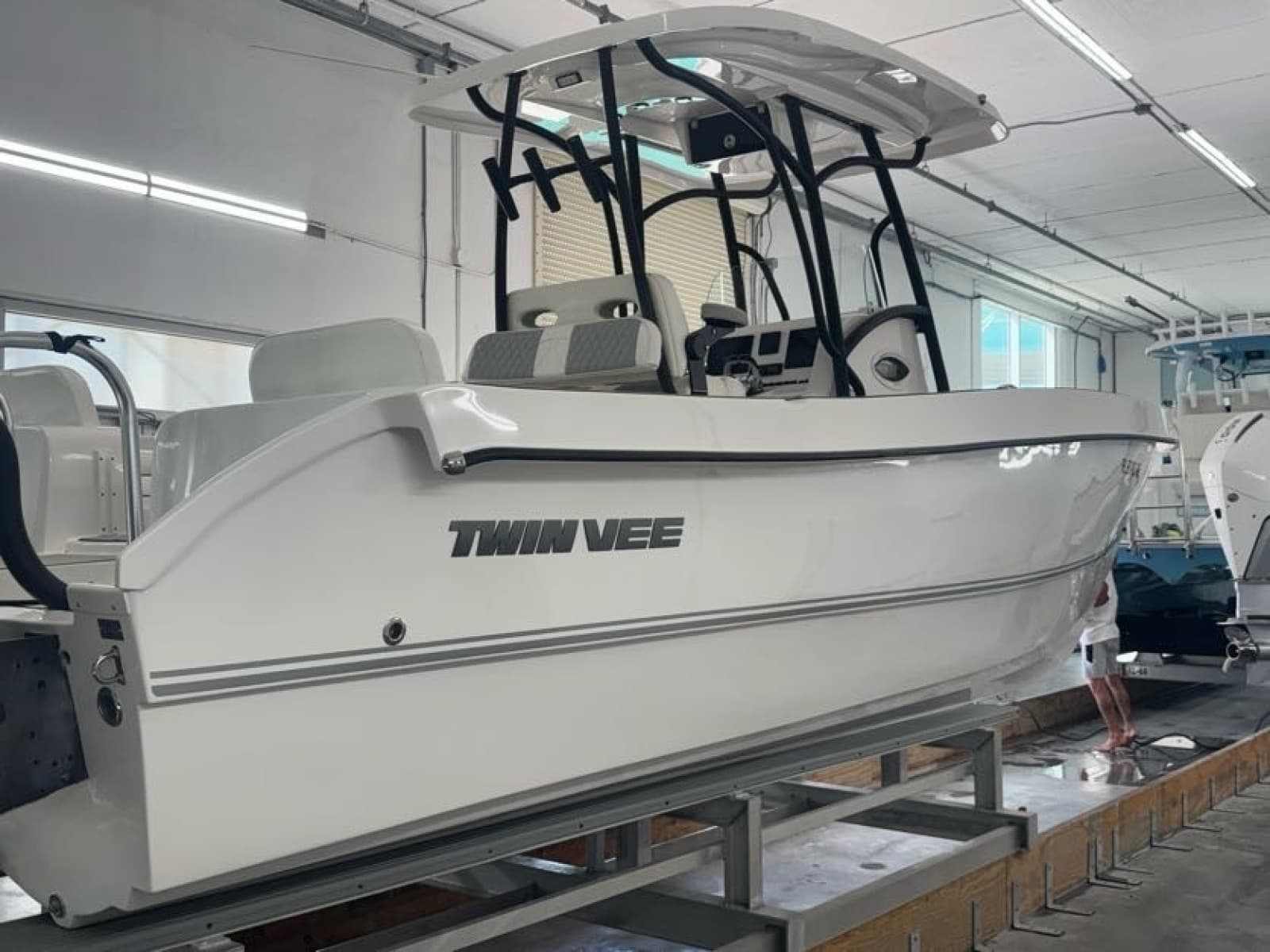 2020 Twin Vee 26 Viva SE - Photo 2