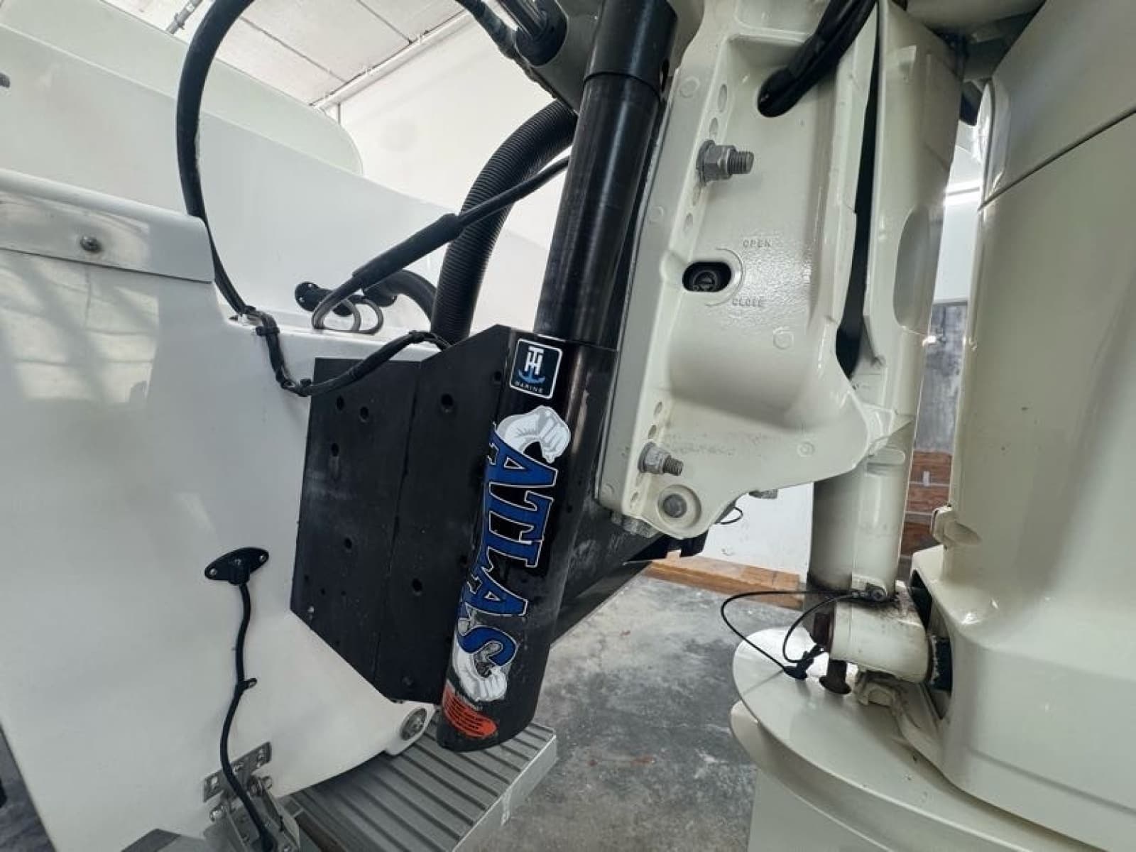 2020 Twin Vee 26 Viva SE - Photo 25