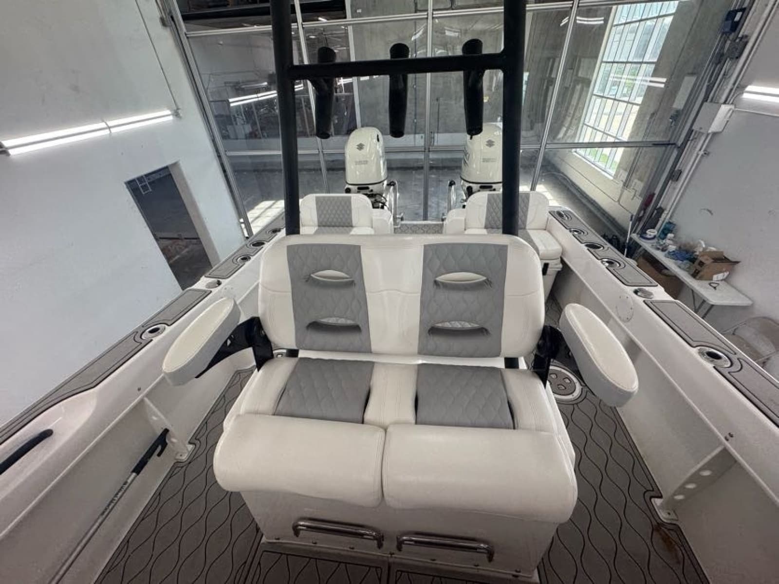 2020 Twin Vee 26 Viva SE - Photo 45