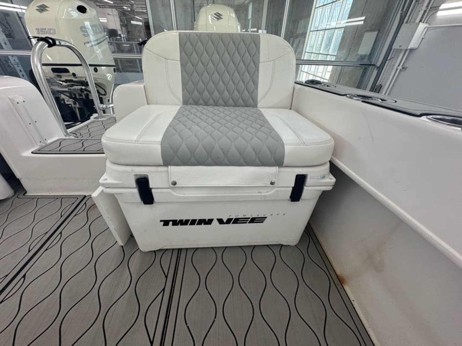 2020 Twin Vee 26 Viva SE - Photo 40