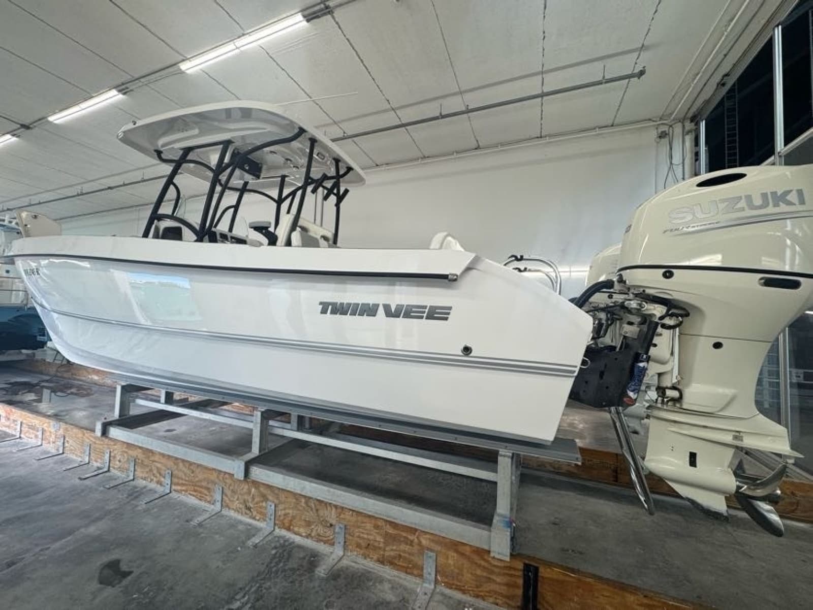 2020 Twin Vee 26 Viva SE - Photo 4