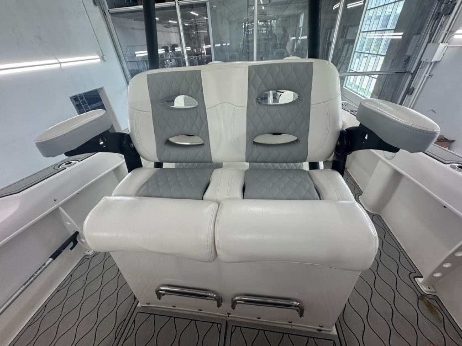2020 Twin Vee 26 Viva SE - Photo 46