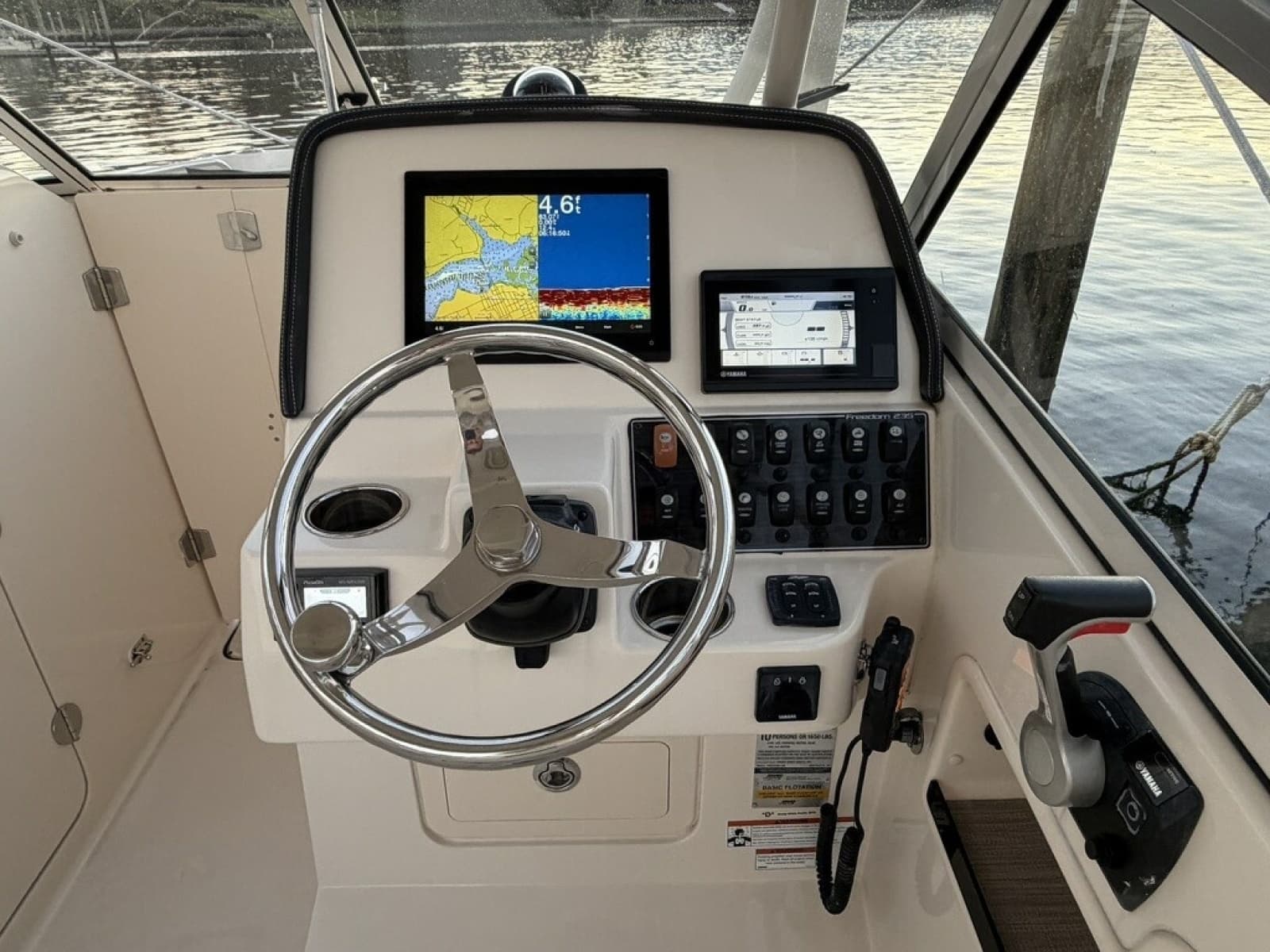 2021 Grady-White Freedom 235 - Photo 17