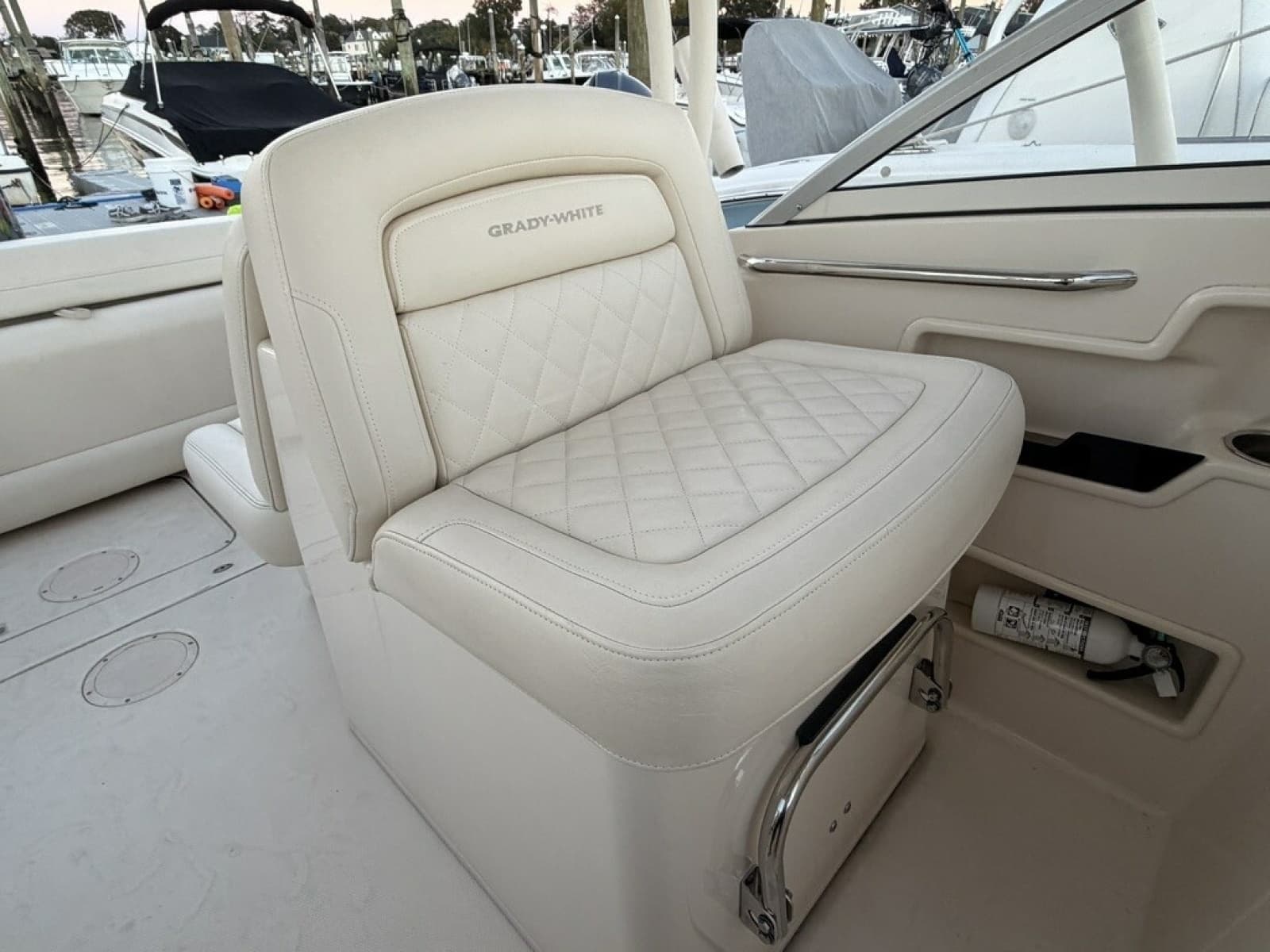 2021 Grady-White Freedom 235 - Photo 24