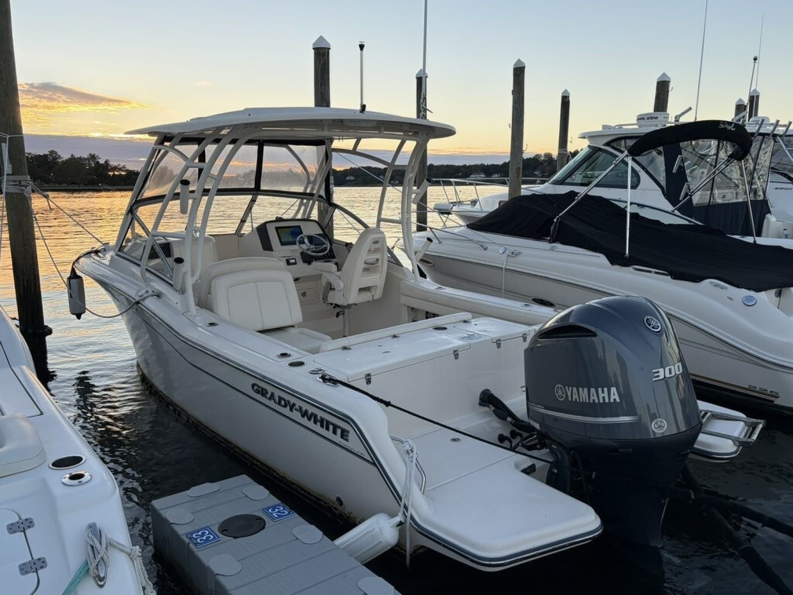 2021 Grady-White Freedom 235 - Photo 2